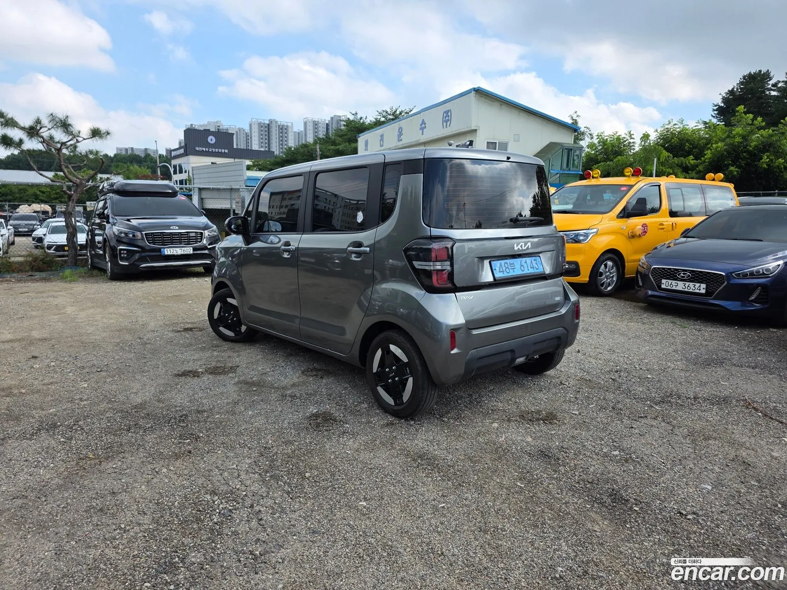 Kia Kia Ray EV 2024 — 3