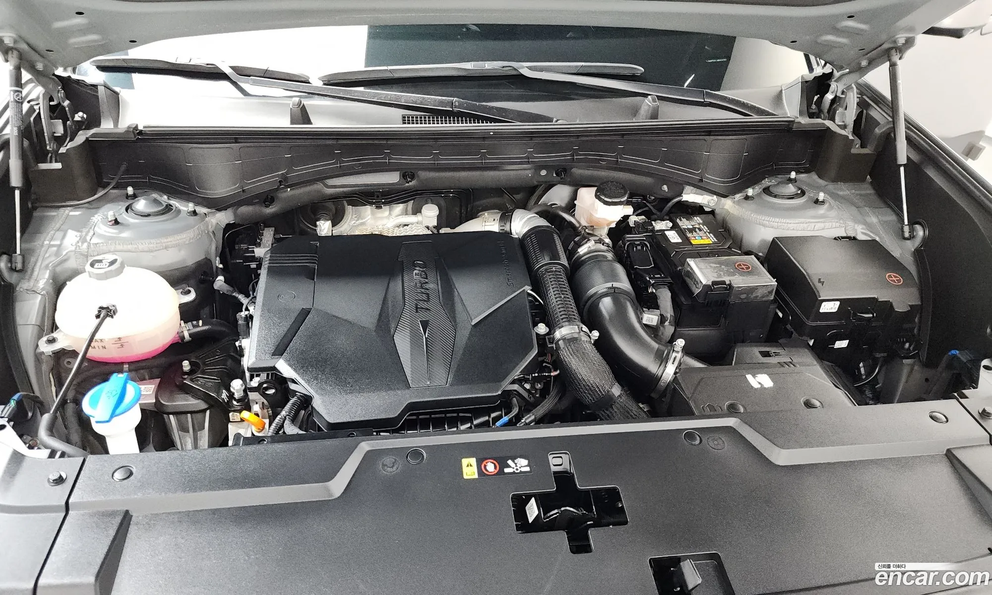 Hyundai Santa Fe 2024 — 16