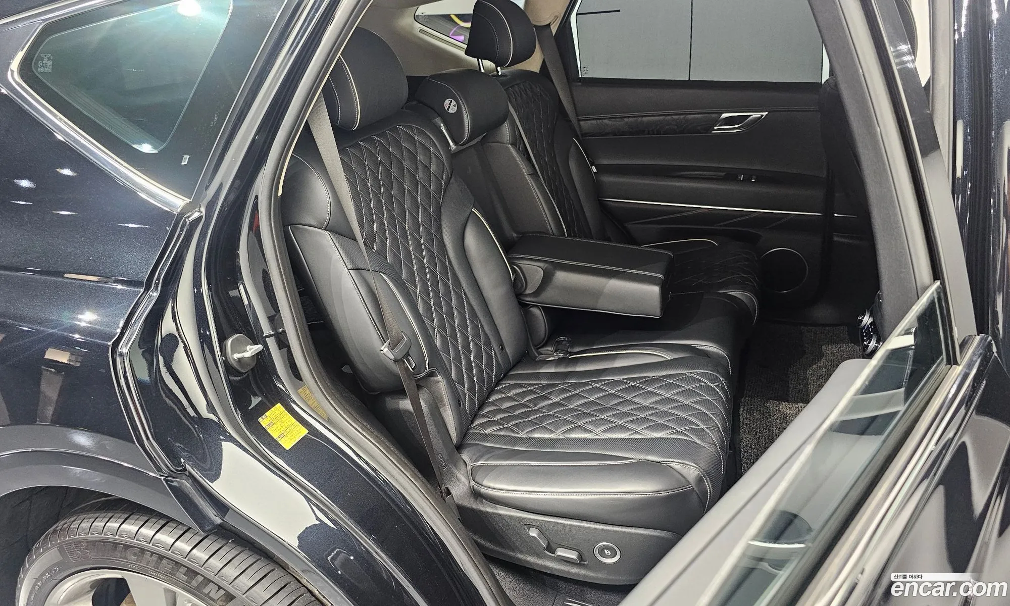 Genesis GV80 2020 KMTHC81CBLU018591 — 18
