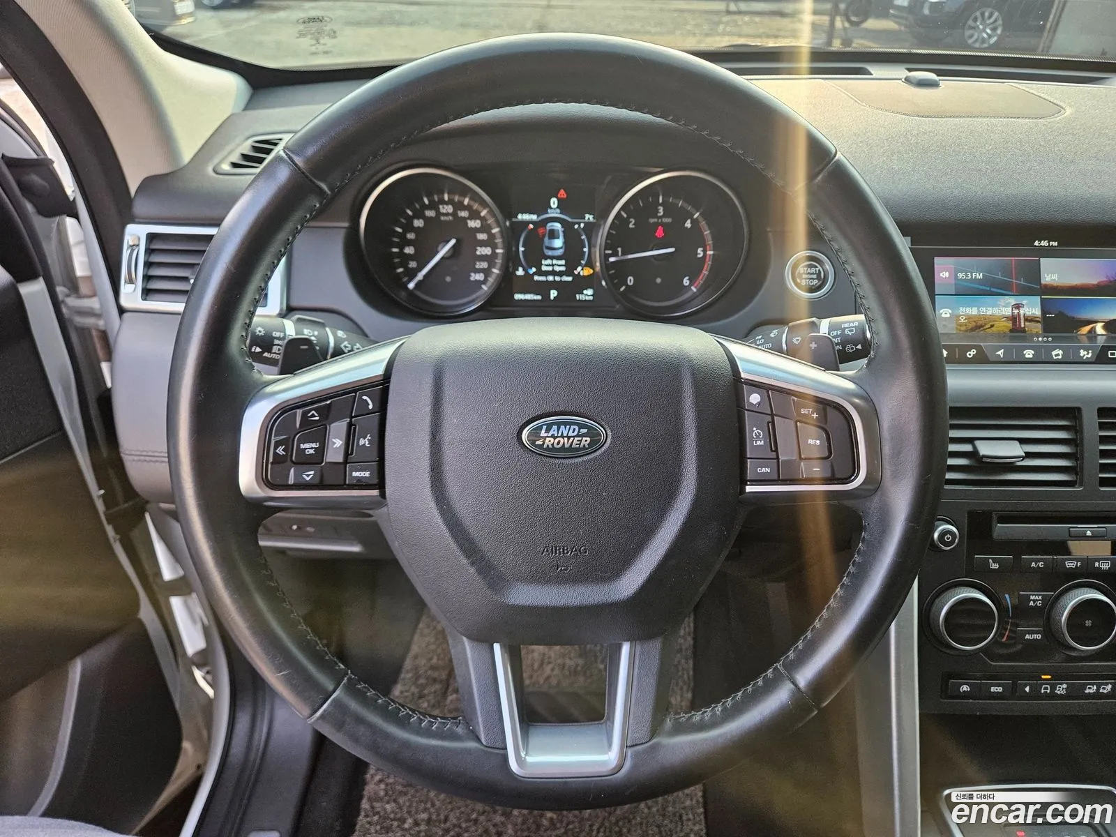 Land Rover Discovery Sport 2017 — 15