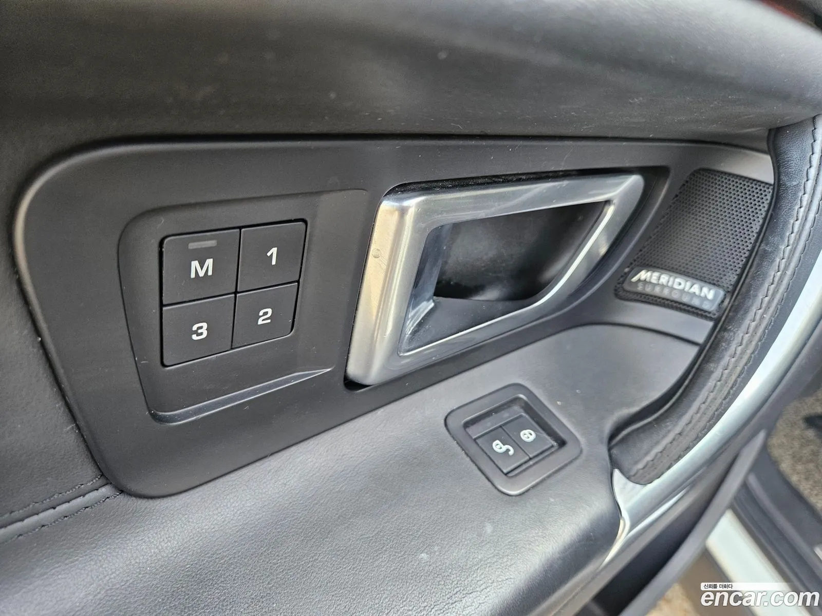 Land Rover Discovery Sport 2017 — 14