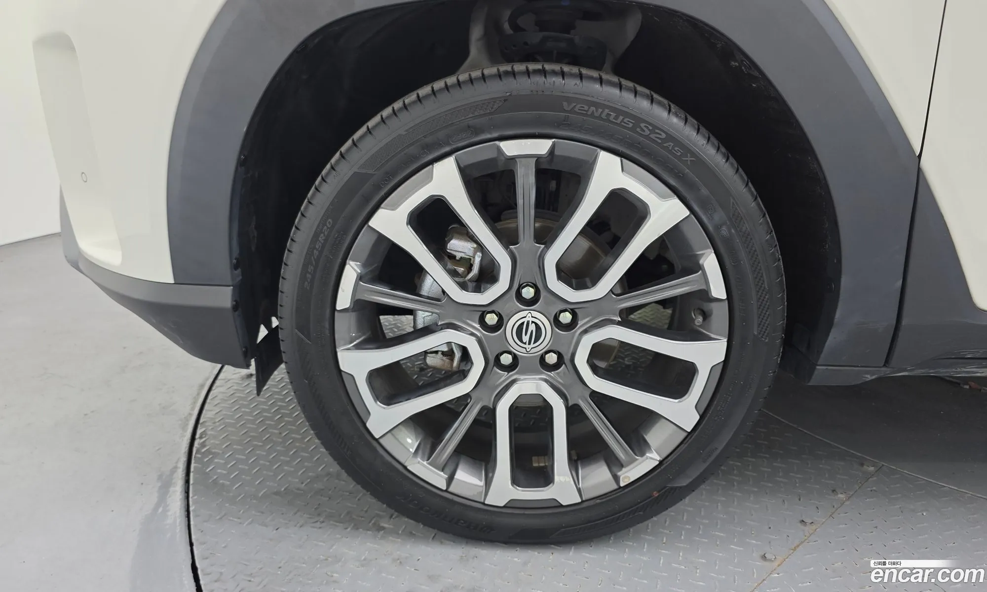 KG Mobility (SsangYong) Torres 2022 — 20