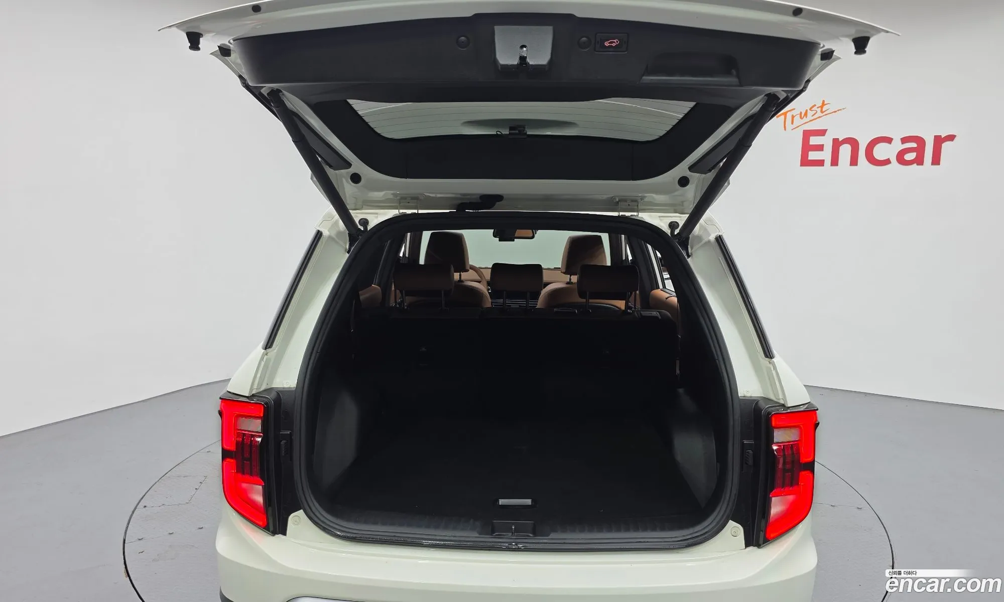 KG Mobility (SsangYong) Torres 2022 — 18