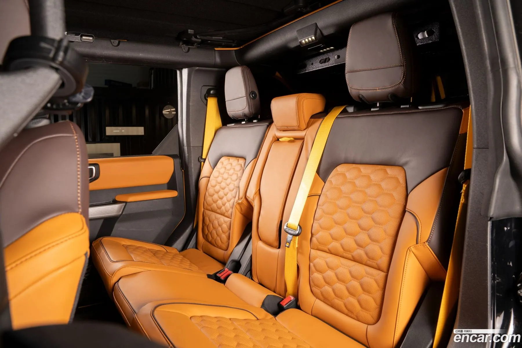 Ford Bronco 6th Gen 2022 — 3