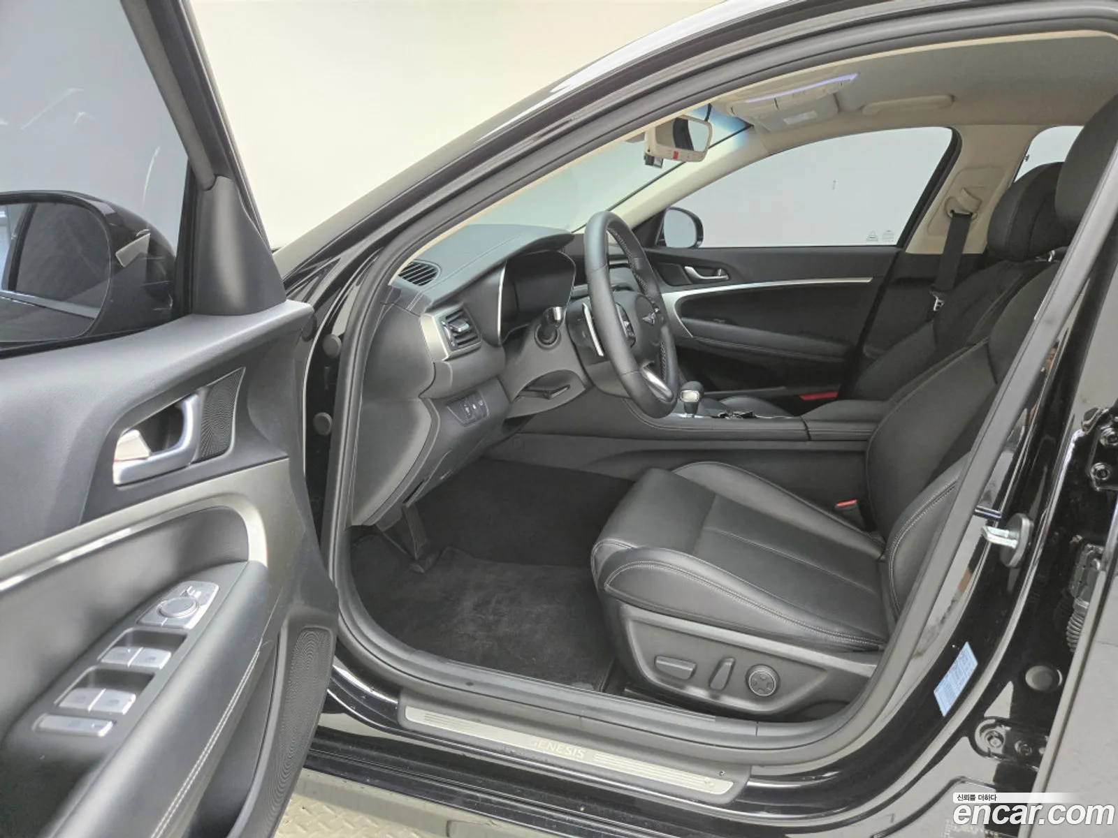 Genesis G70 2023 — 5