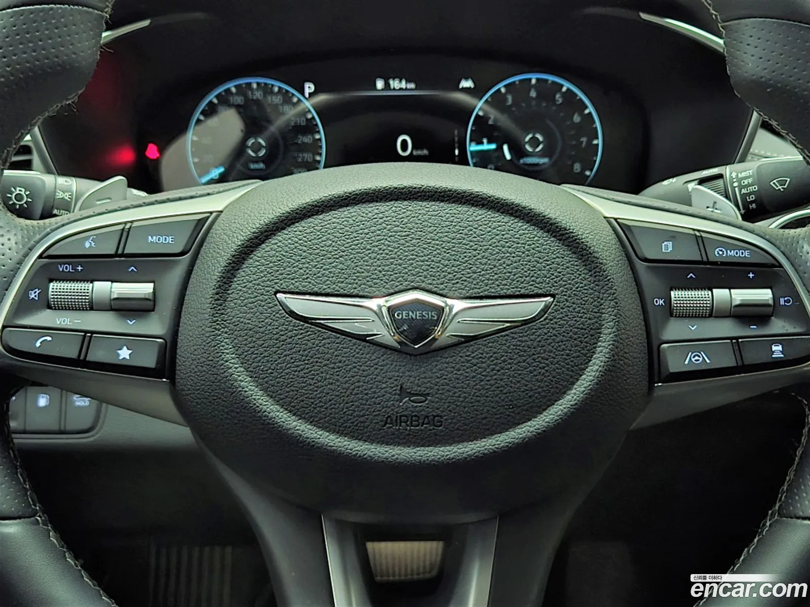 Genesis G70 2023 — 10