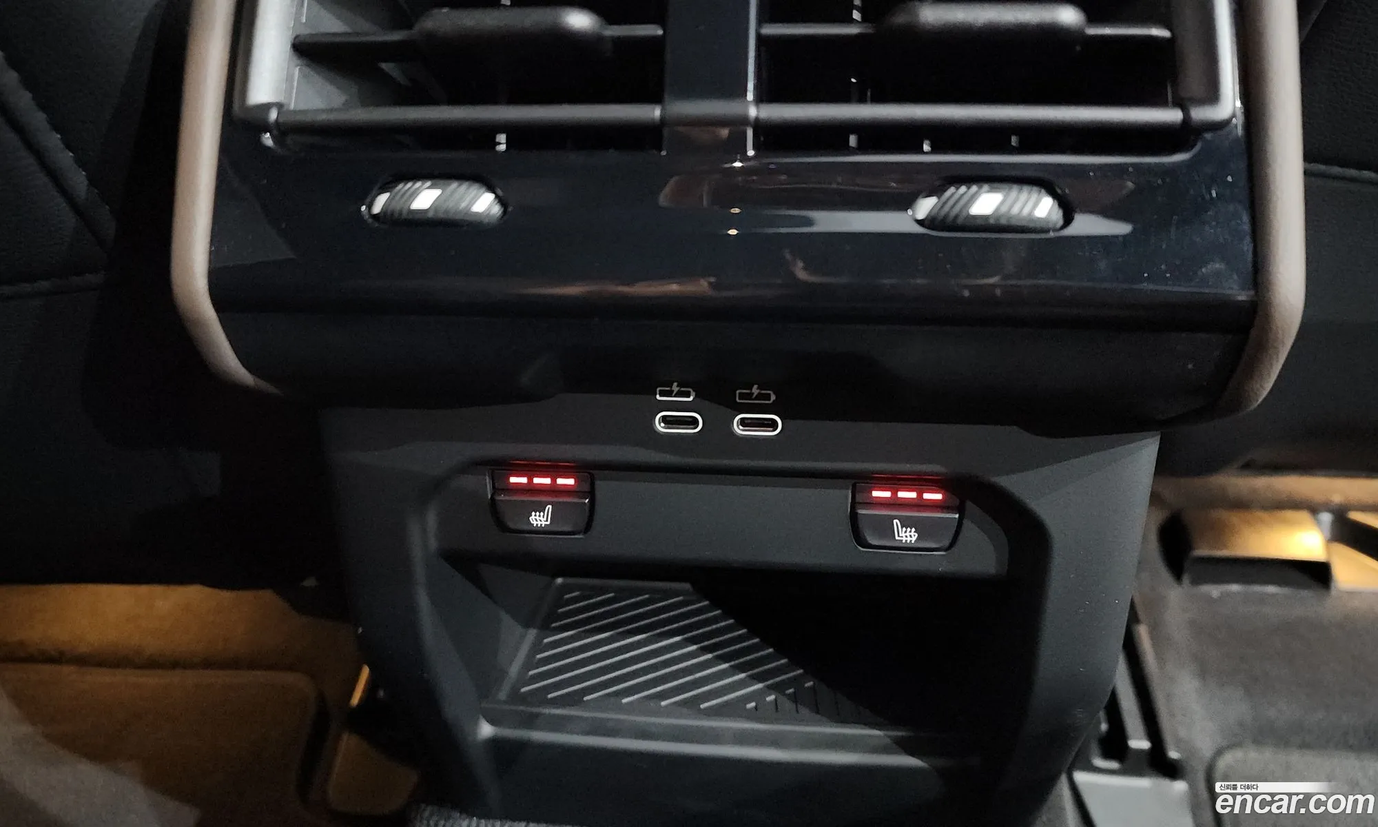 BMW 5 Series 2025 — 11