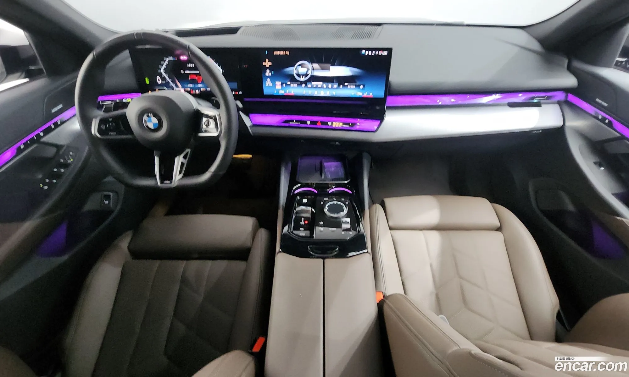 BMW 5 Series 2025 — 28