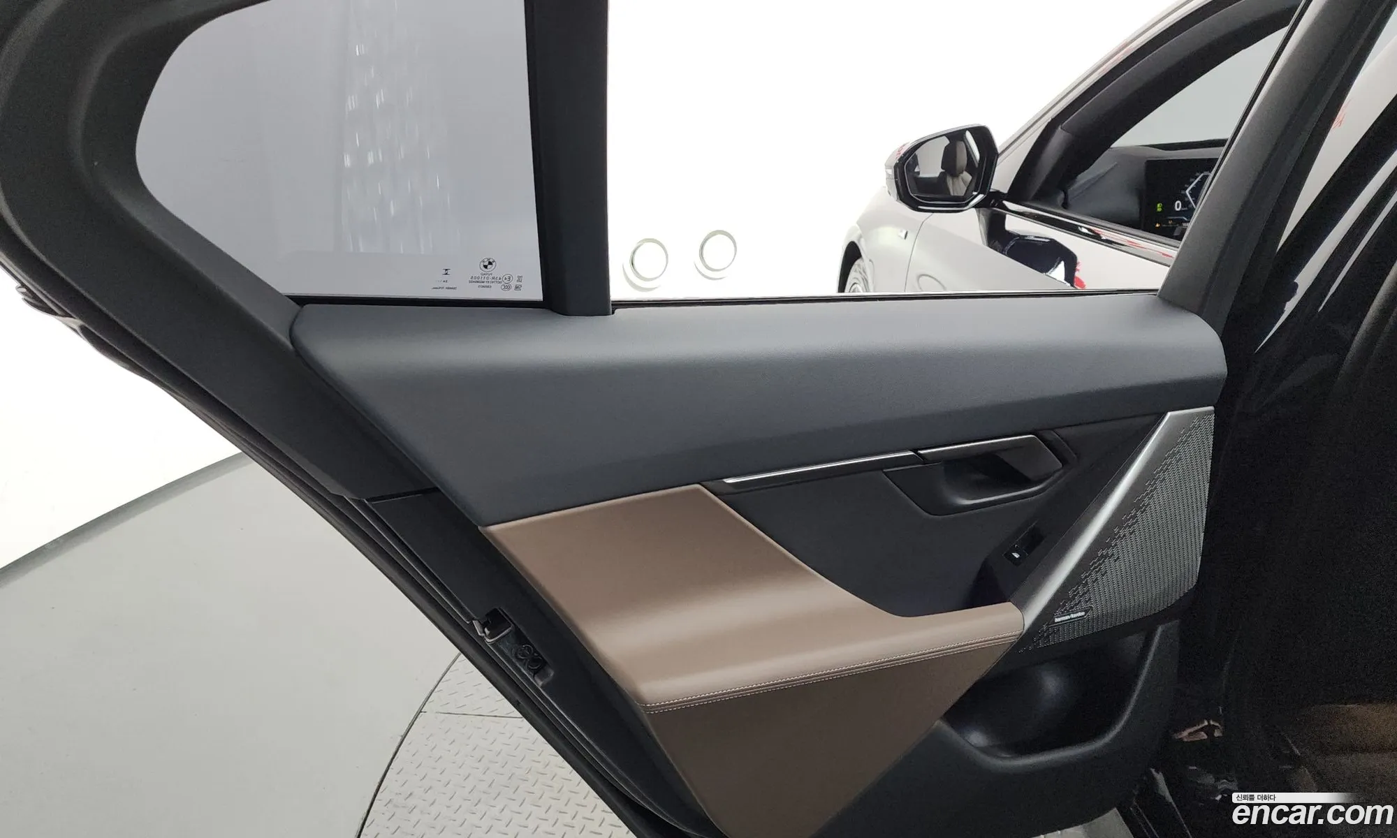 BMW 5 Series 2025 — 12
