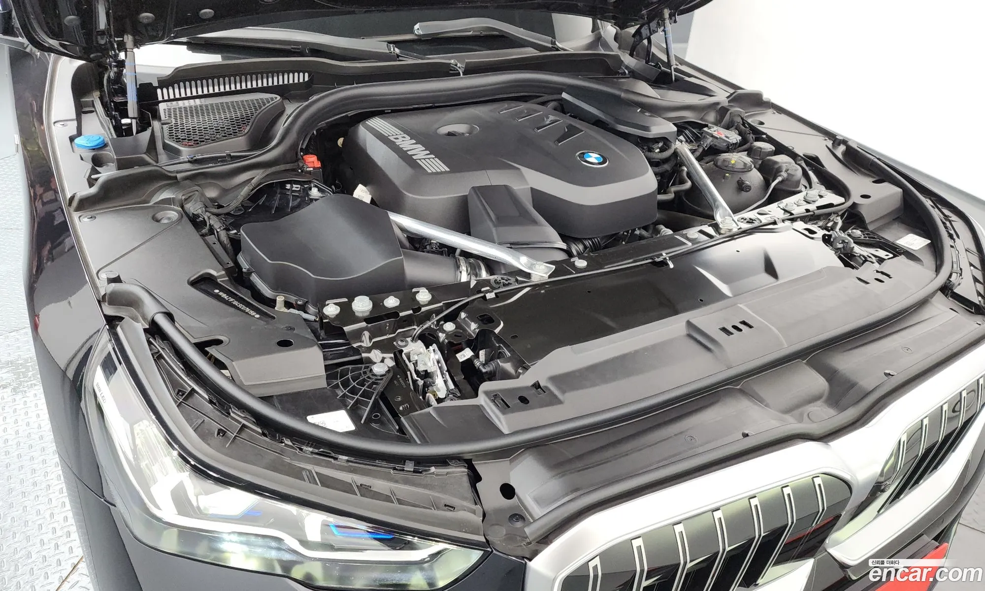 BMW 5 Series 2025 — 7