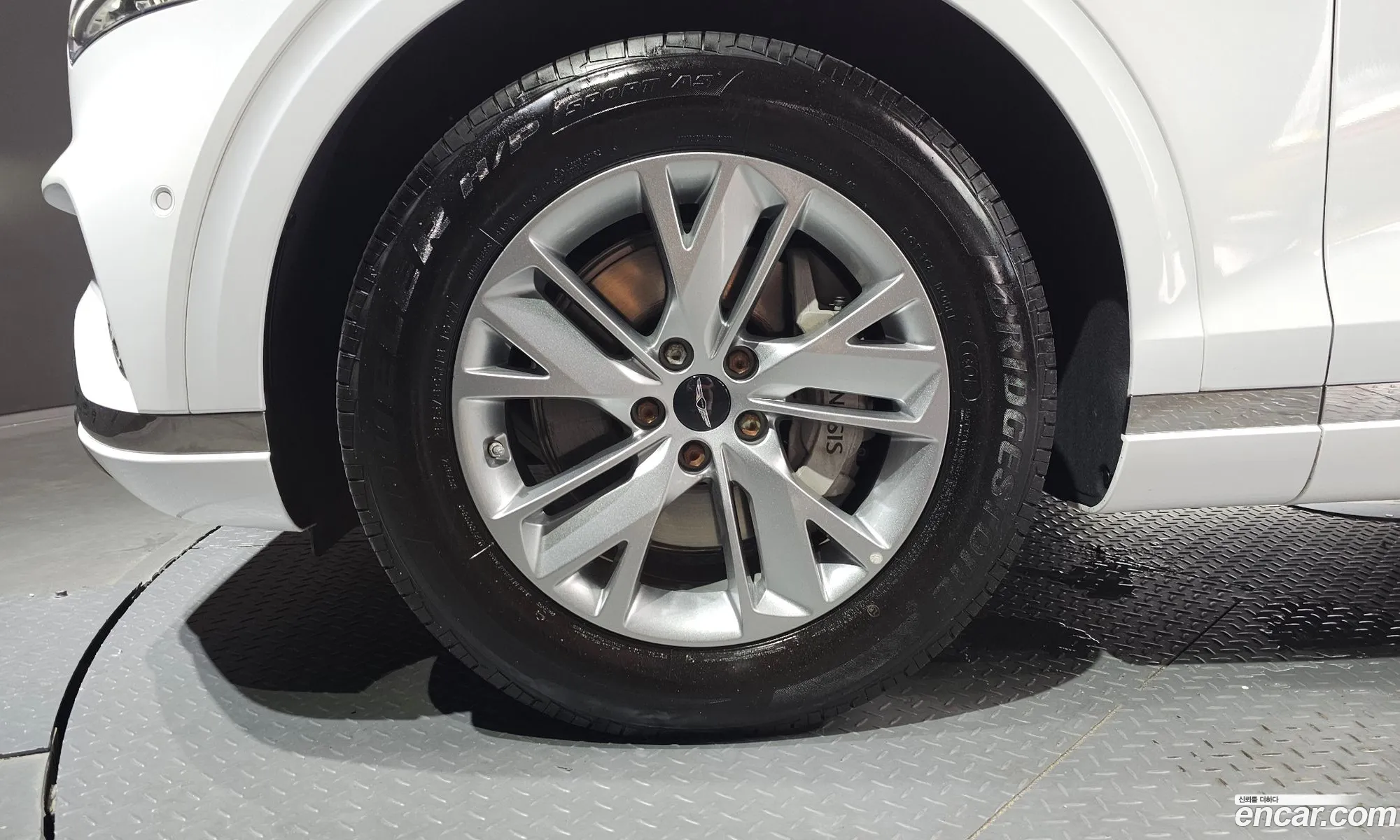 Genesis GV70 2024 KMTMA81BBSU211559 — 14