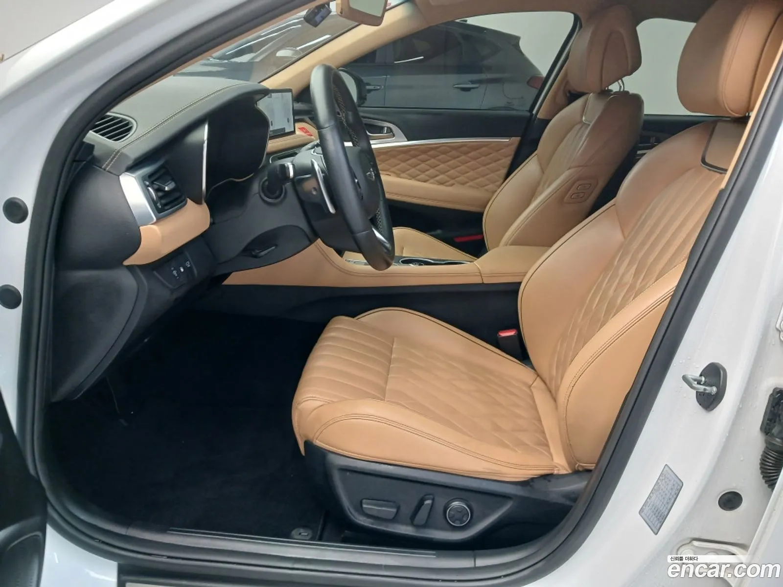 Genesis G70 Shooting Brake 2022 — 16