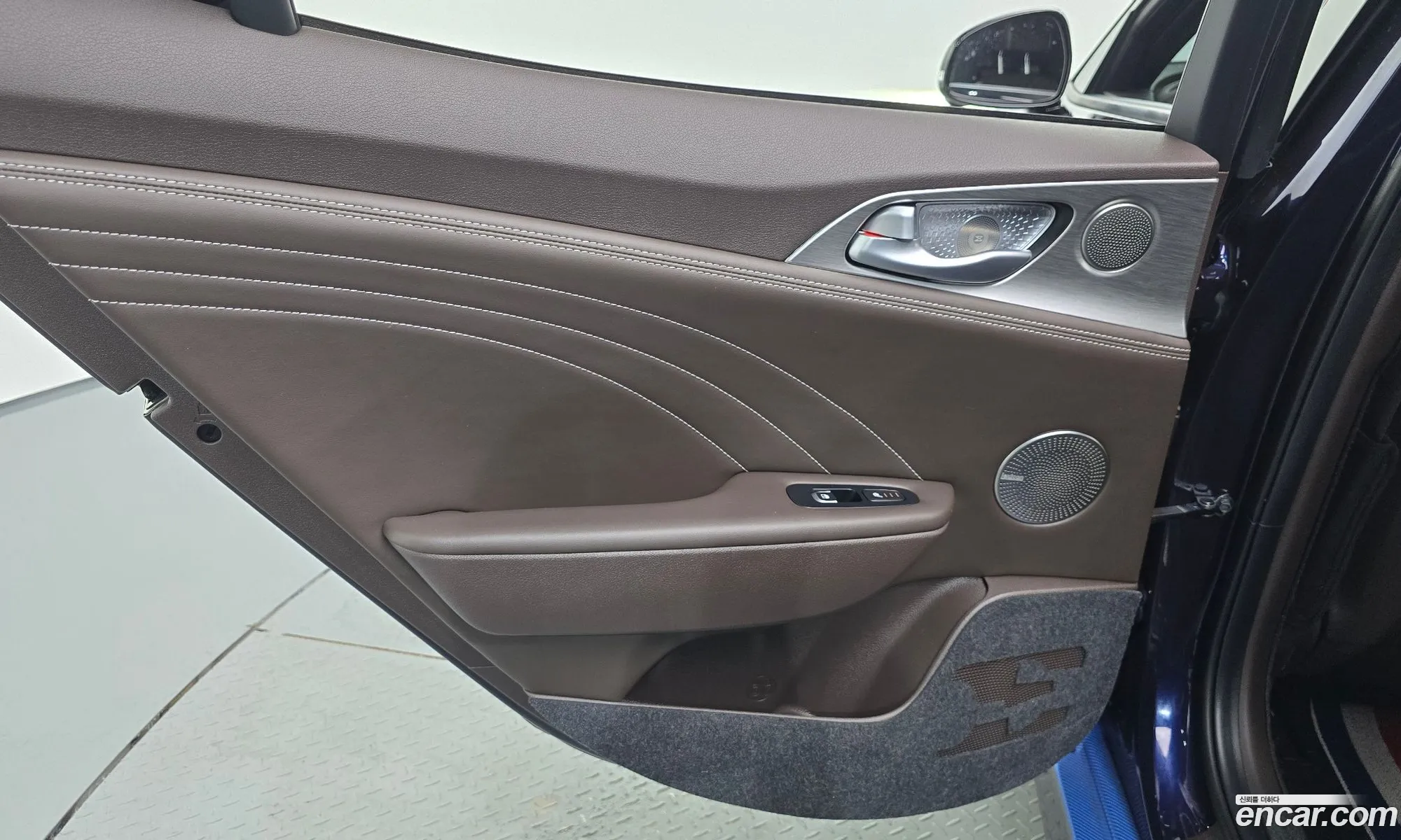 Kia Stinger Meister 2021 — 19
