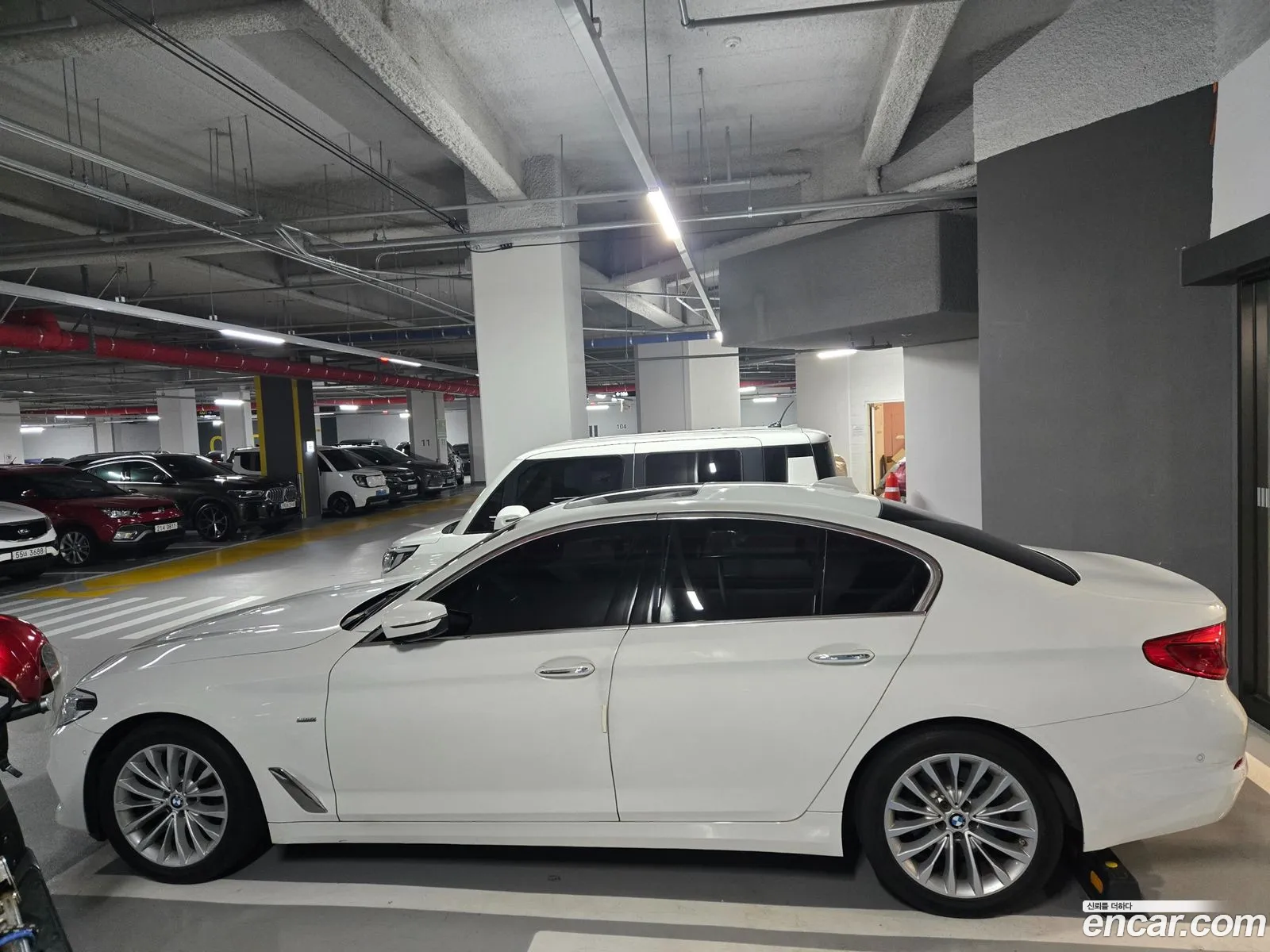 BMW 5 Series 2017 — 5