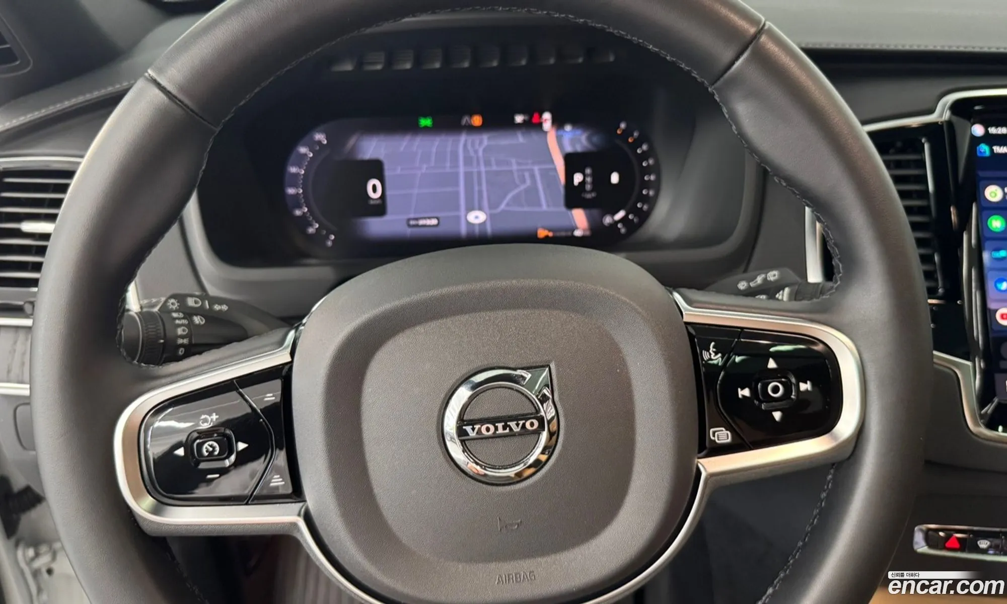 Volvo XC90 2024 — 8