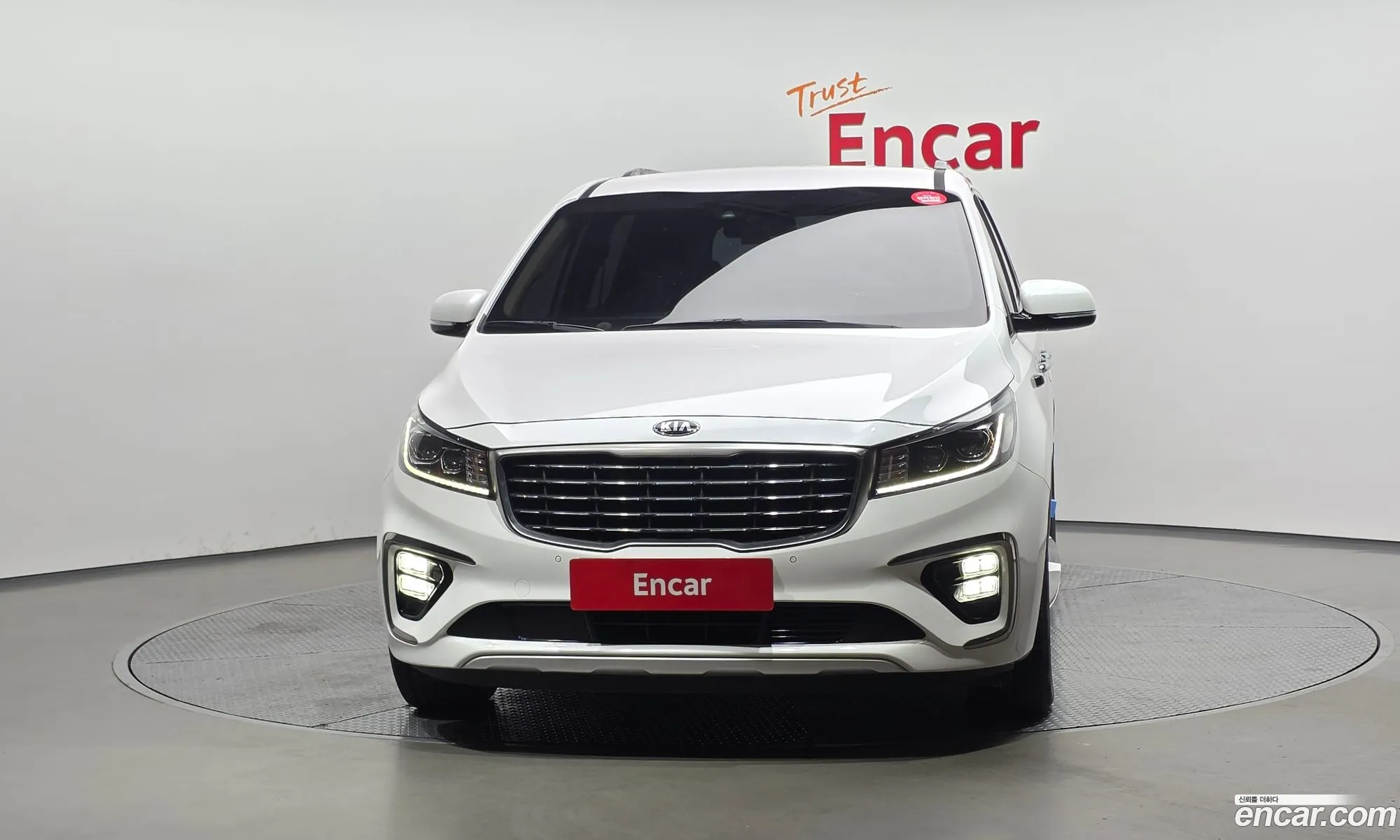 Kia Carnival 2018 — 32