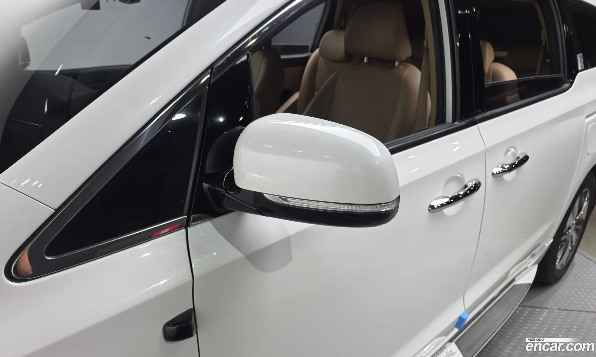 Kia Carnival 2018 — 25