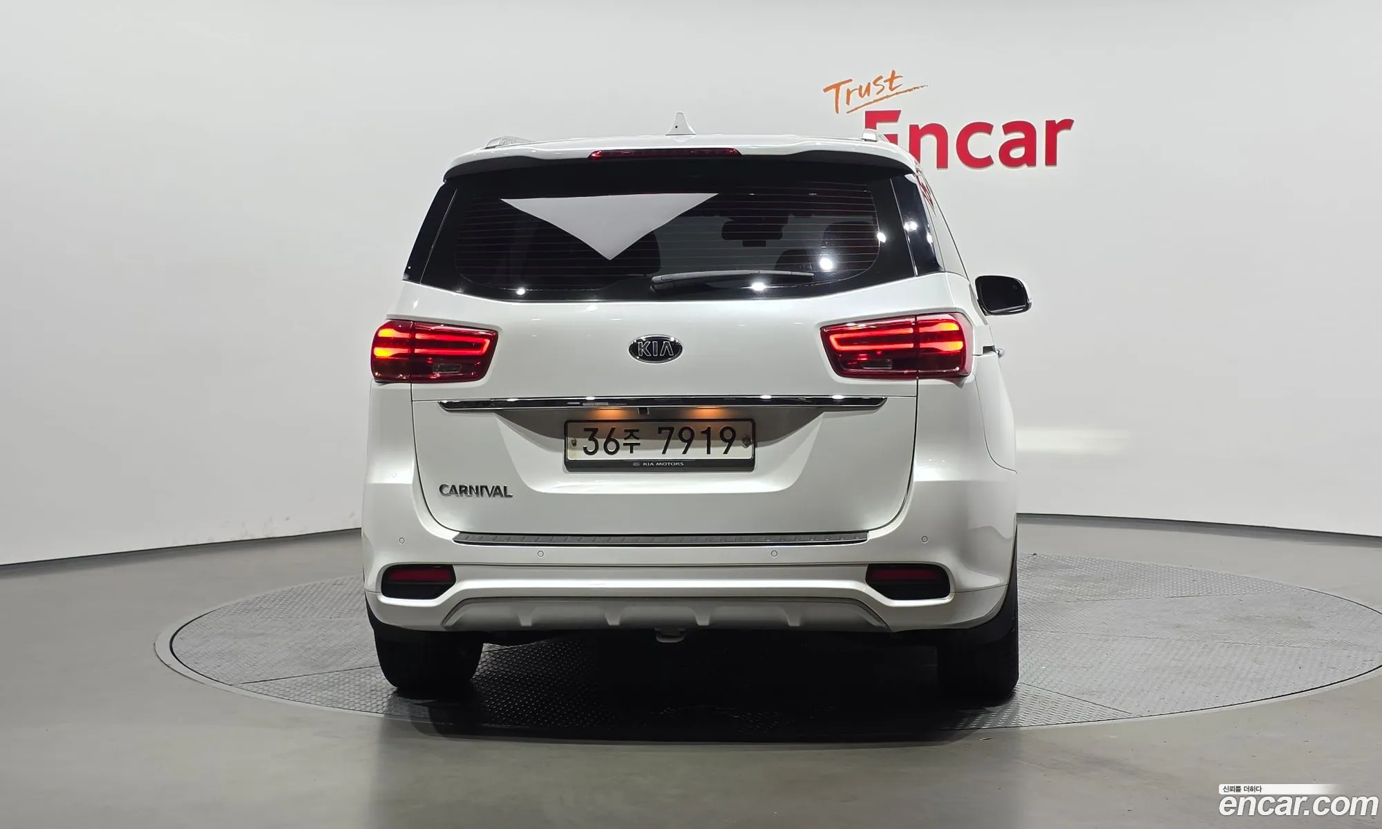 Kia Carnival 2018 — 14