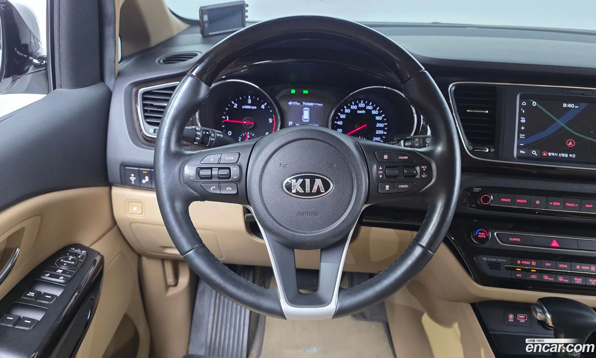 Kia Carnival 2018 — 33