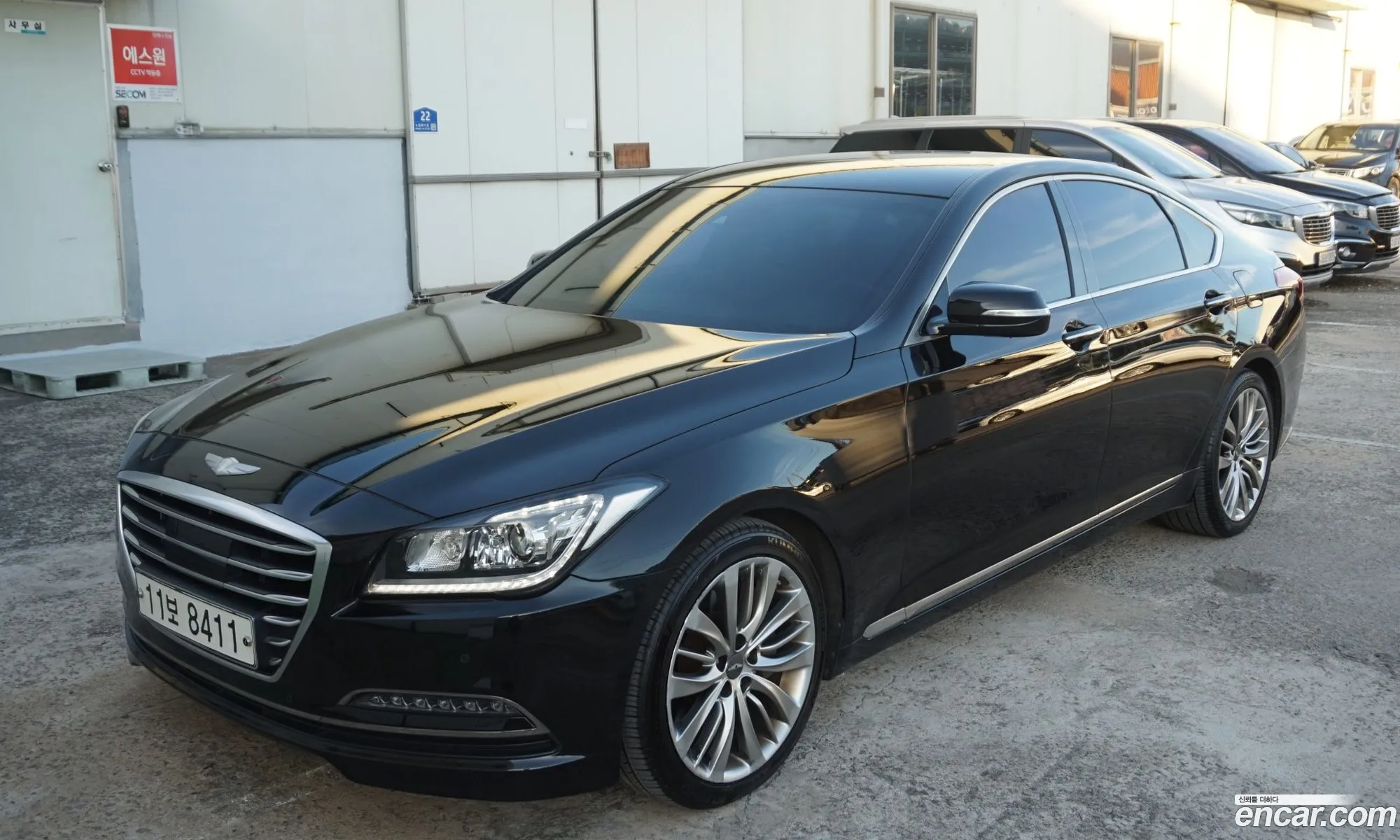 Hyundai Genesis DH 2015 — 14