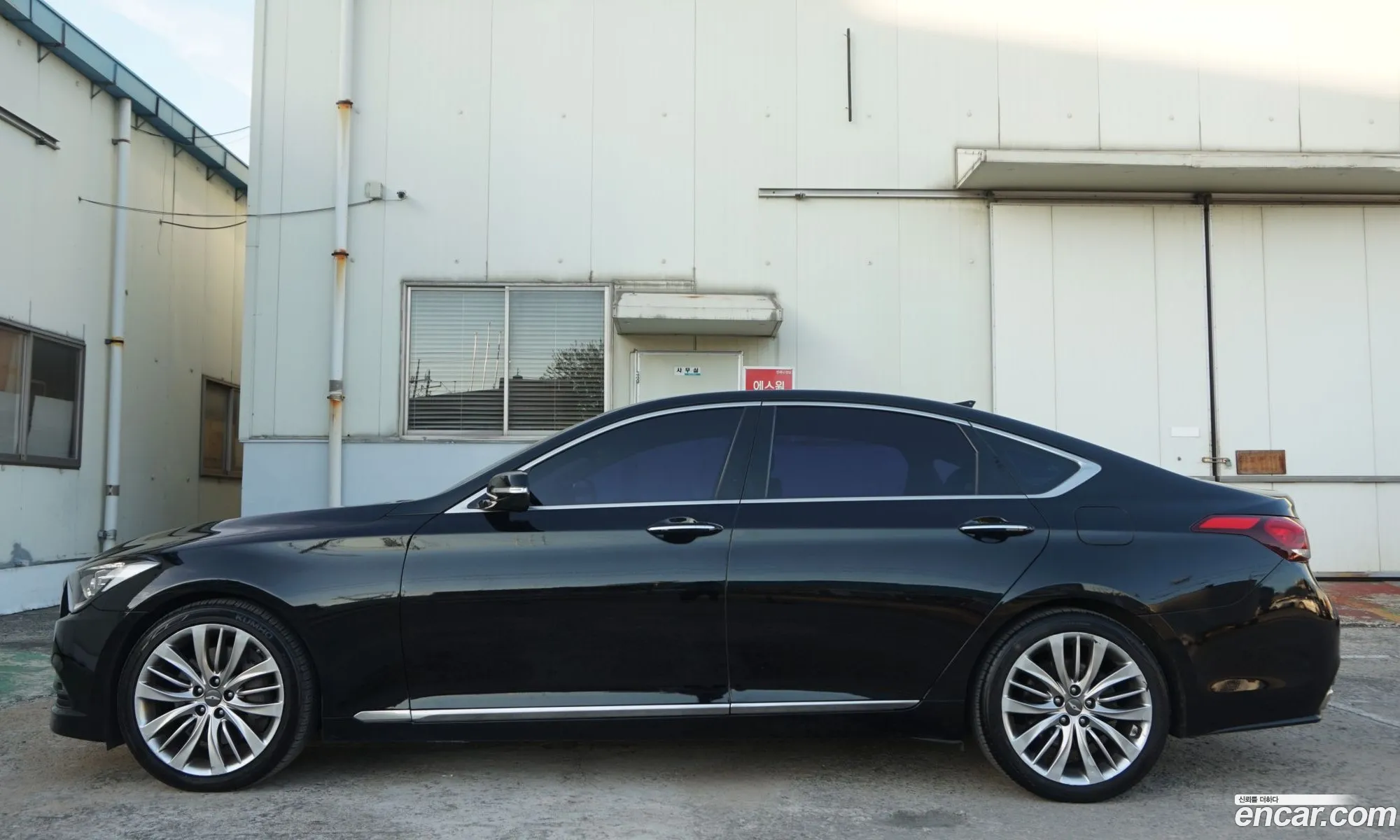 Hyundai Genesis DH 2015 — 15