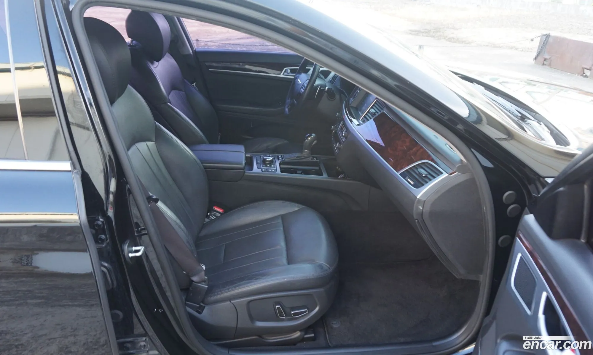 Hyundai Genesis DH 2015 — 8