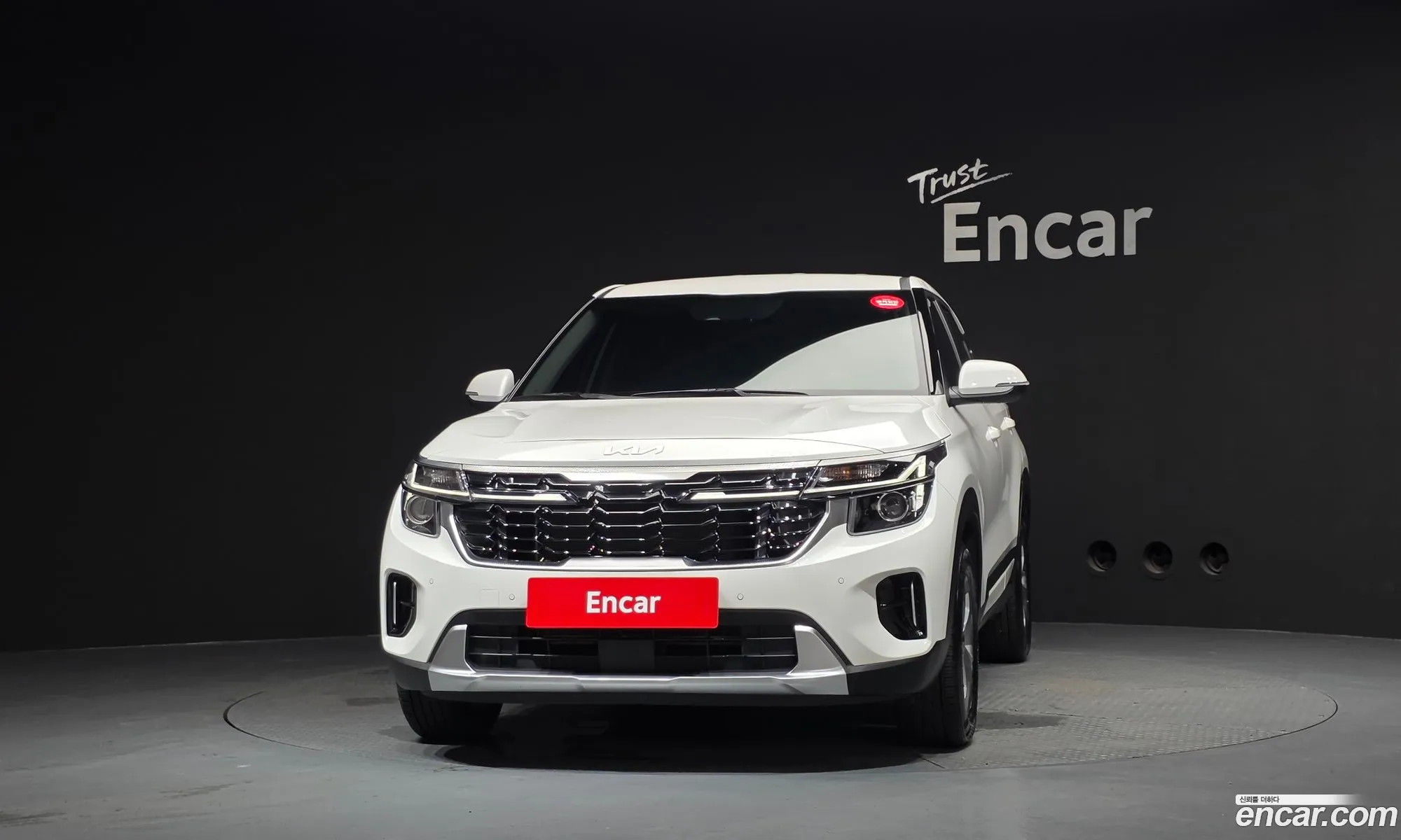Kia Seltos 2025 KNAES81AESK819165 — 6