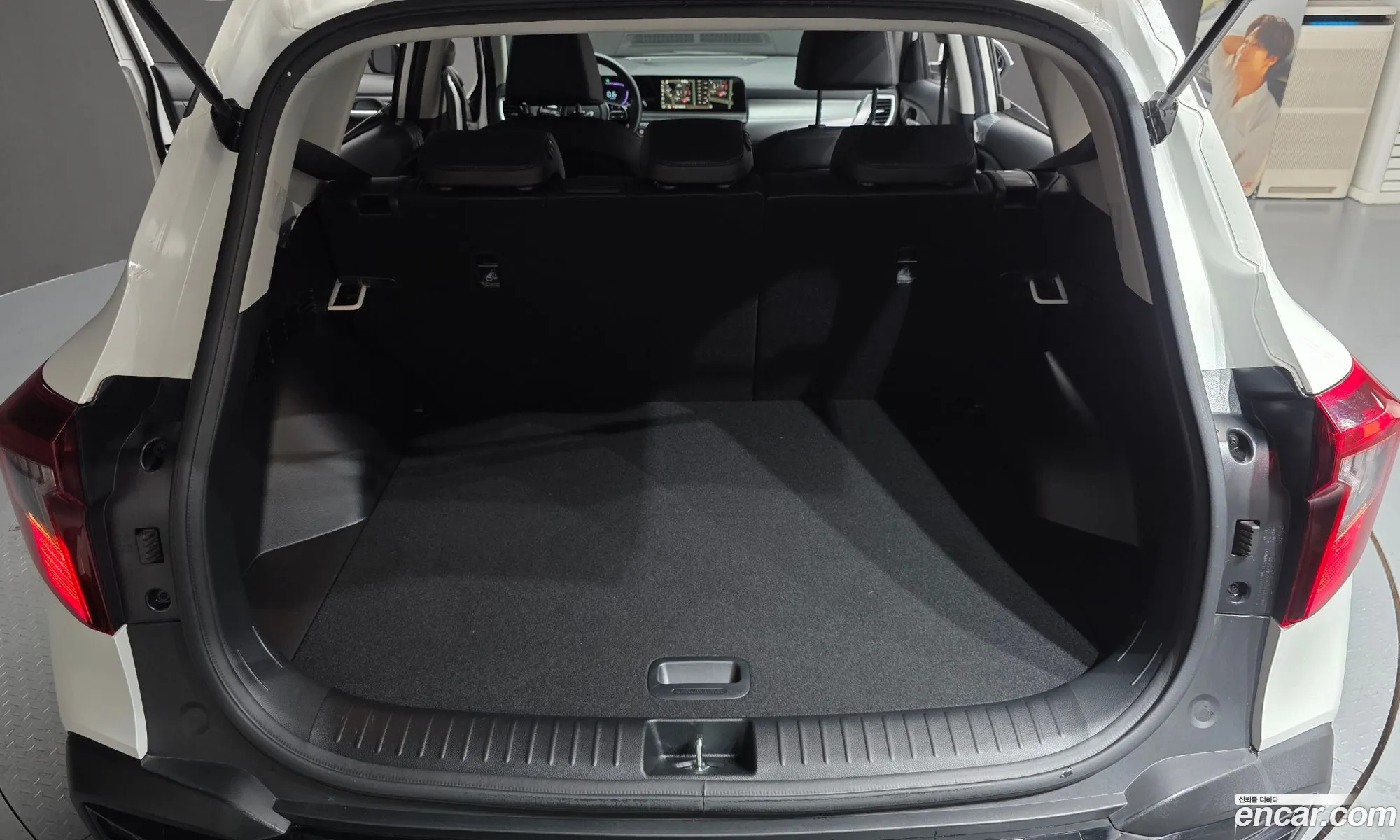 Kia Seltos 2025 KNAES81AESK819165 — 36