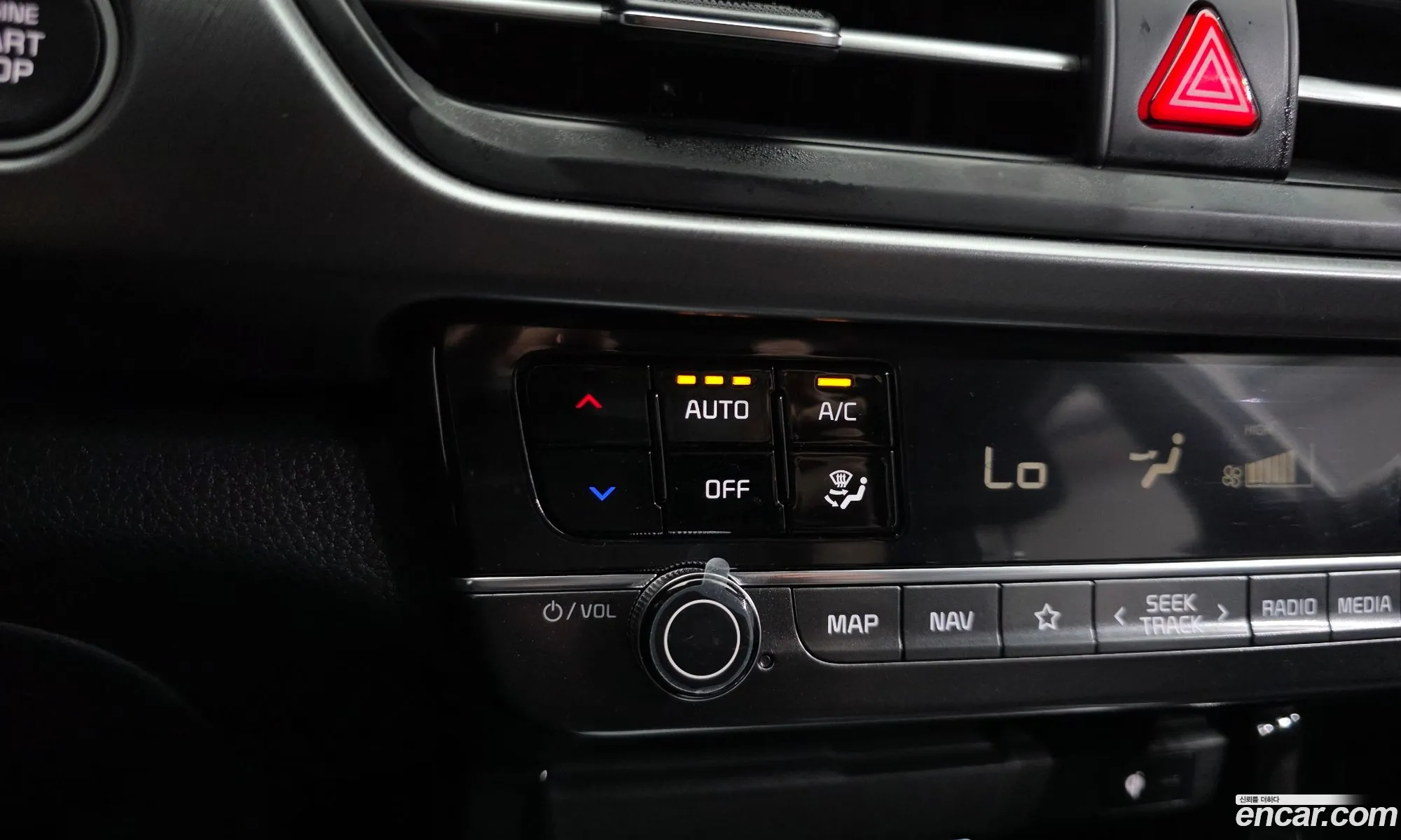 Kia Seltos 2025 KNAES81AESK819165 — 8