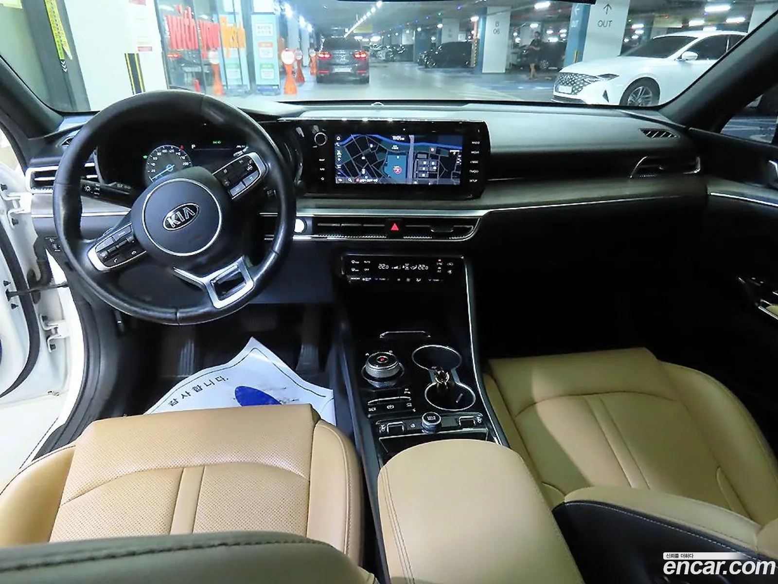 Kia K5 Hybrid 2021 — 4