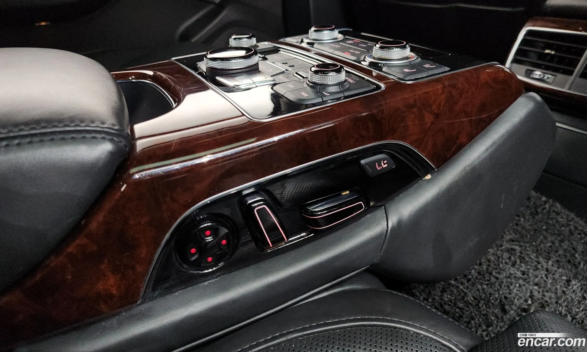 Audi A8 2012 WAUZZZ4H7CN036970 — 16