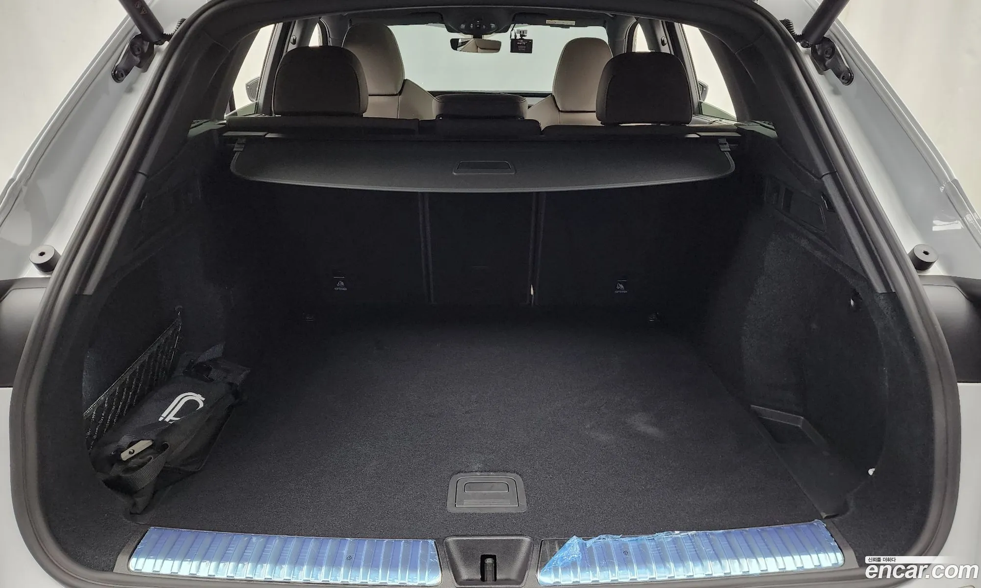 Audi Q5 2025 00000000000000000 — 8