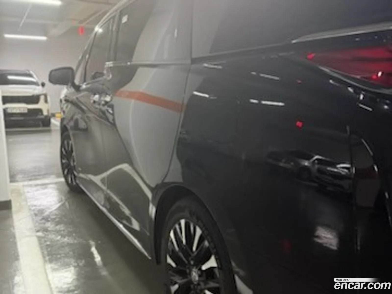 Toyota Alphard 2025 — 10
