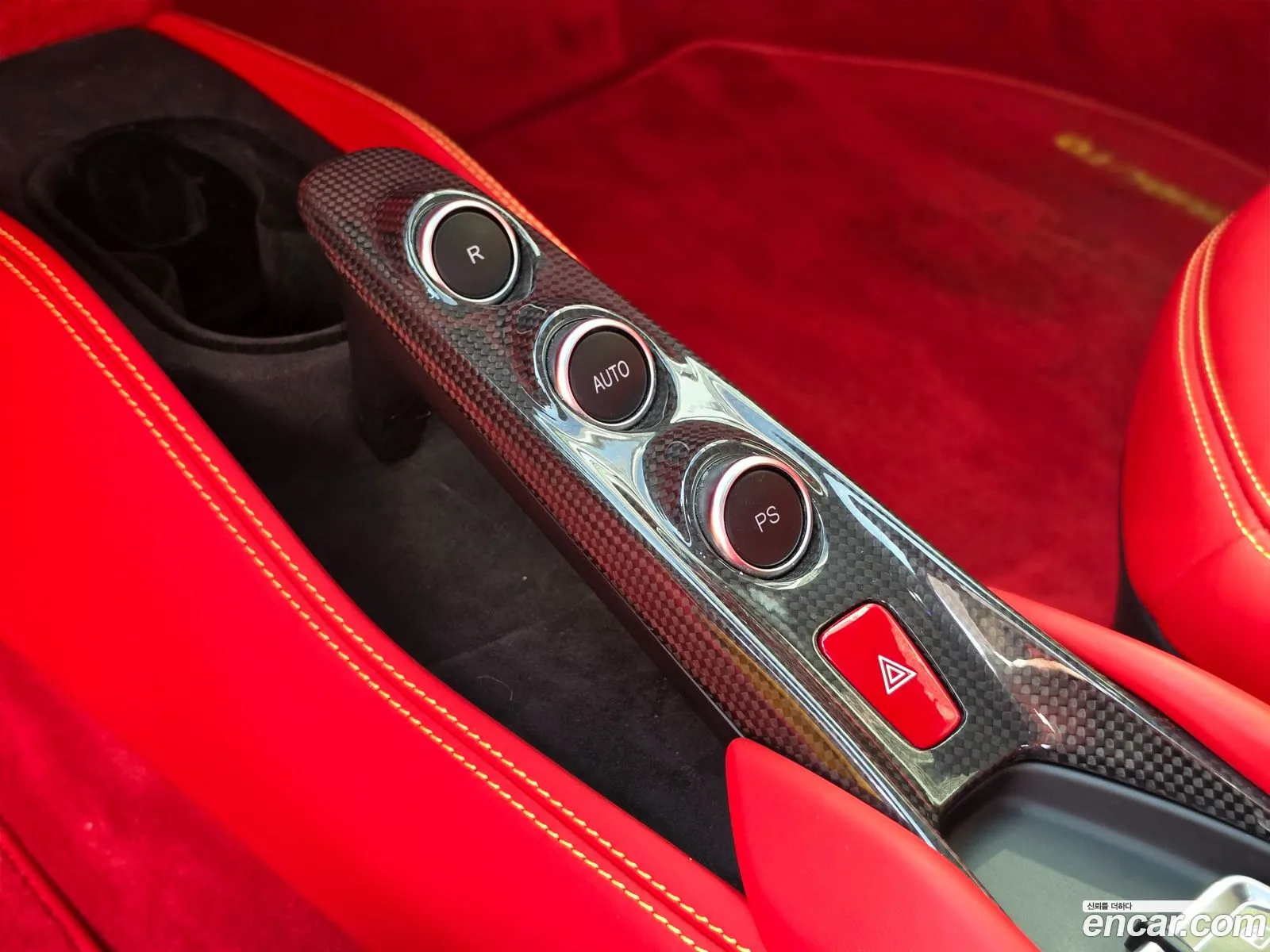 Ferrari F8 Tributo 2021 — 15