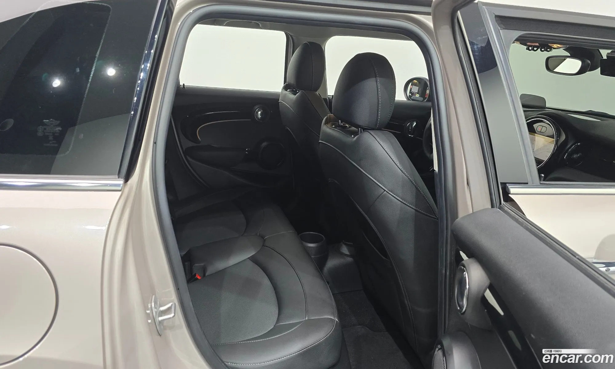 Mini Cooper 2024 WMW41DK08R2V41556 — 20