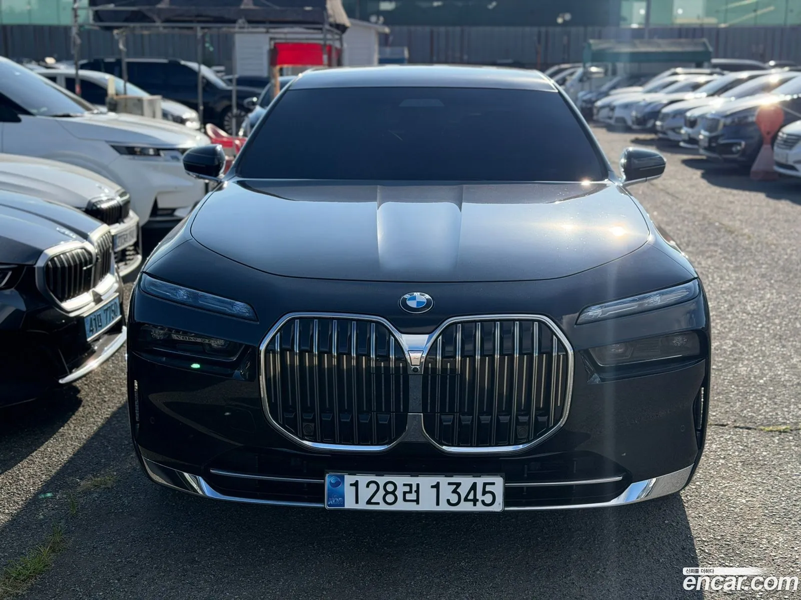 BMW 7 Series 2023 — 17