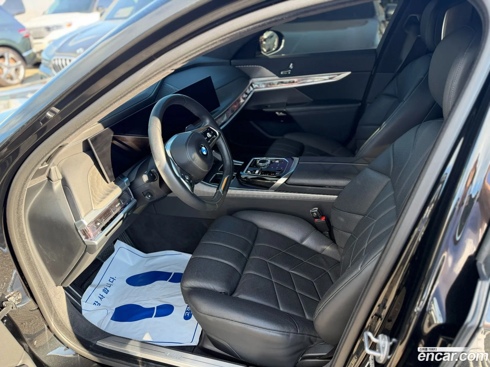 BMW 7 Series 2023 — 8