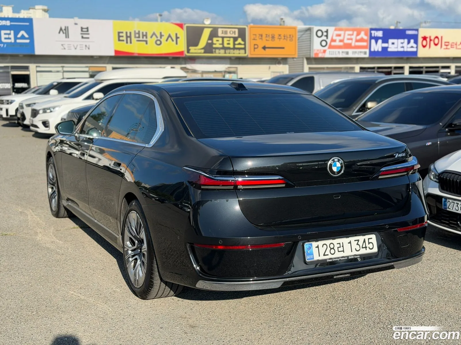 BMW 7 Series 2023 — 19