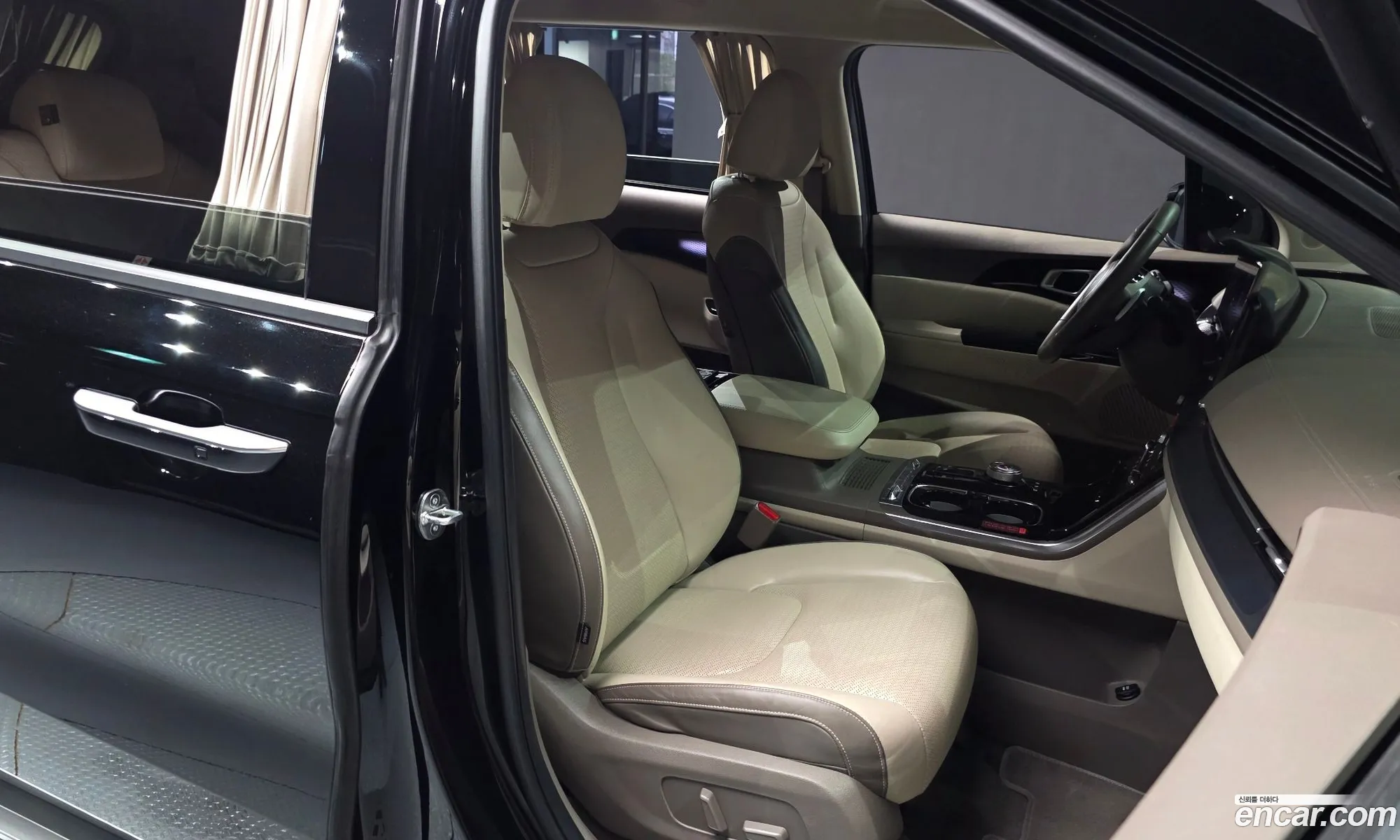 Kia Carnival 2023 KNANE813BPS265302 — 7