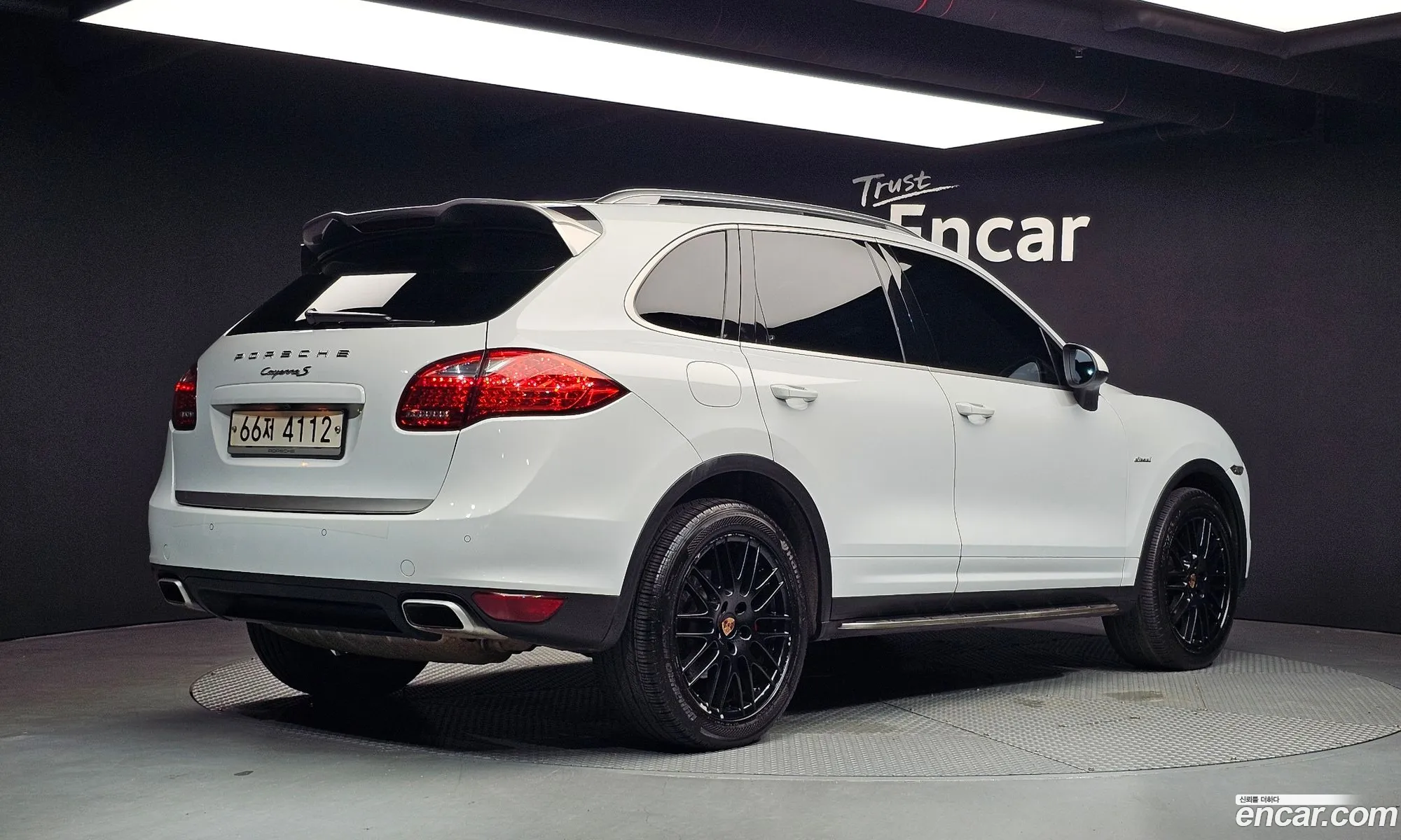 Porsche Cayenne 2014 WP1AF2924ELA44882 — 12