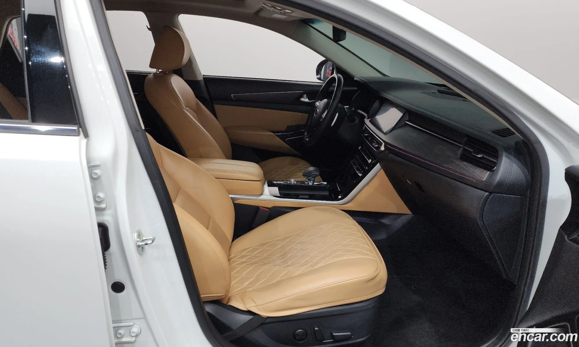 Kia K7 Premier 2019 KNALC41BBLA206134 — 8