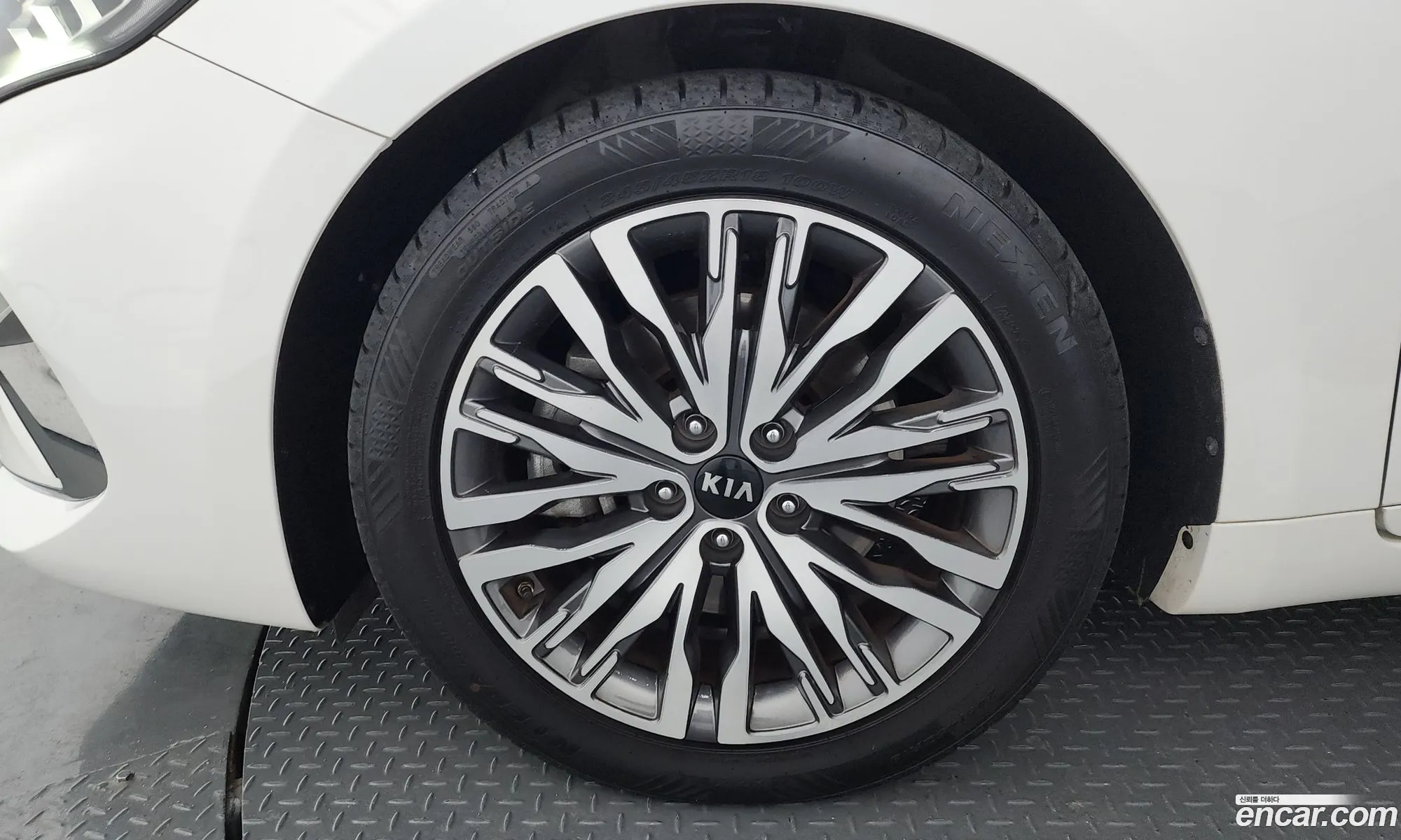 Kia K7 Premier 2019 KNALC41BBLA206134 — 12