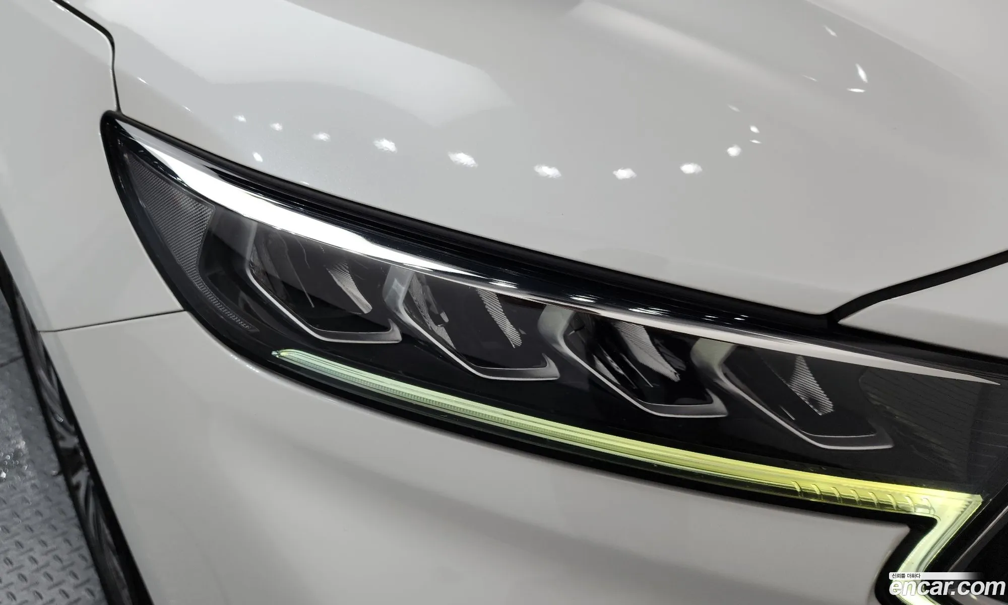 Kia K7 Premier 2019 KNALC41BBLA206134 — 18