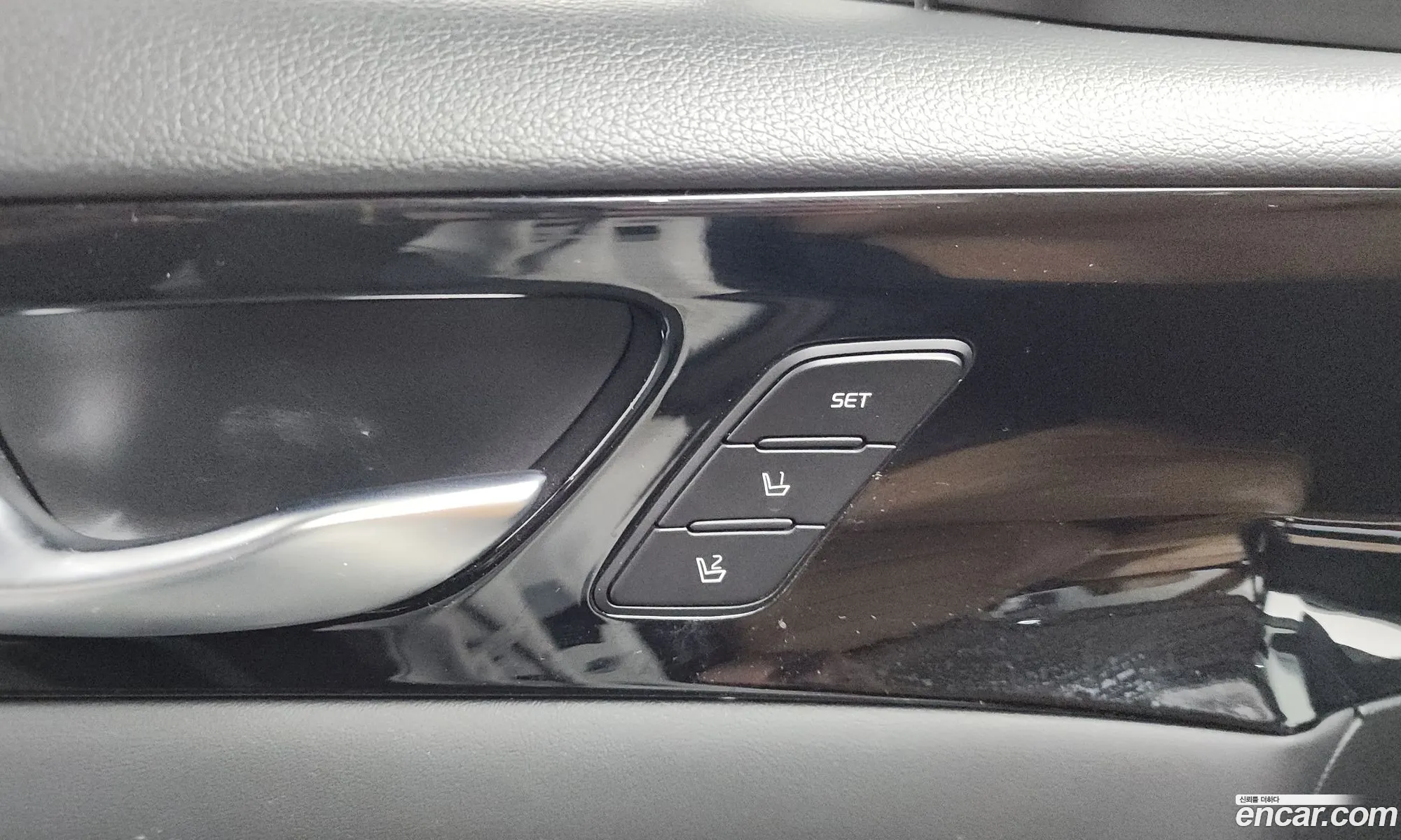 Kia K7 Premier 2019 KNALC41BBLA206134 — 27