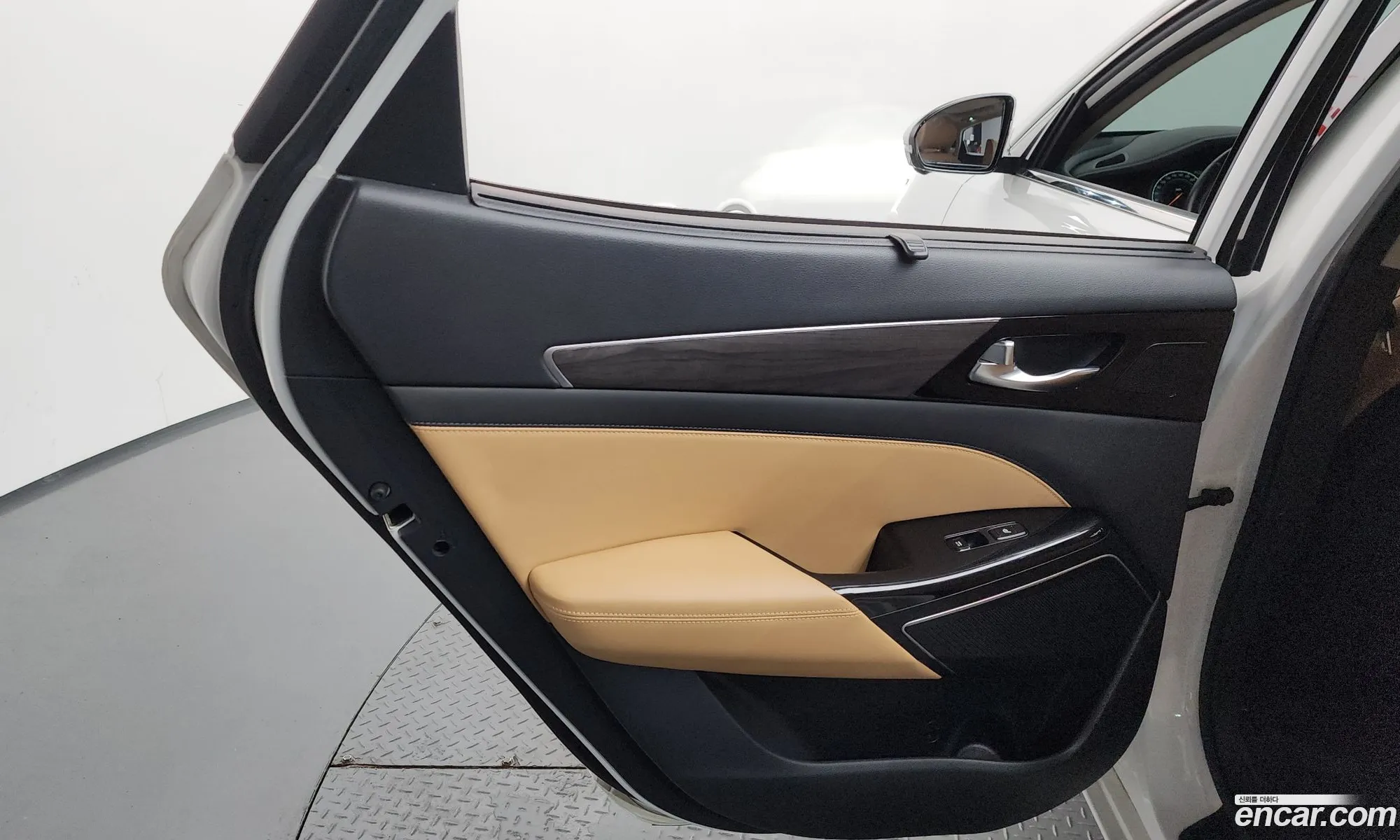 Kia K7 Premier 2019 KNALC41BBLA206134 — 23