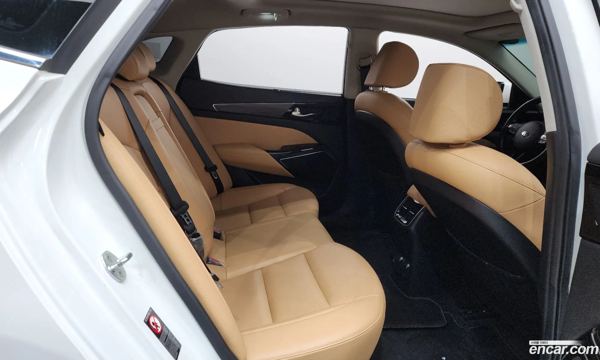 Kia K7 Premier 2019 KNALC41BBLA206134 — 17
