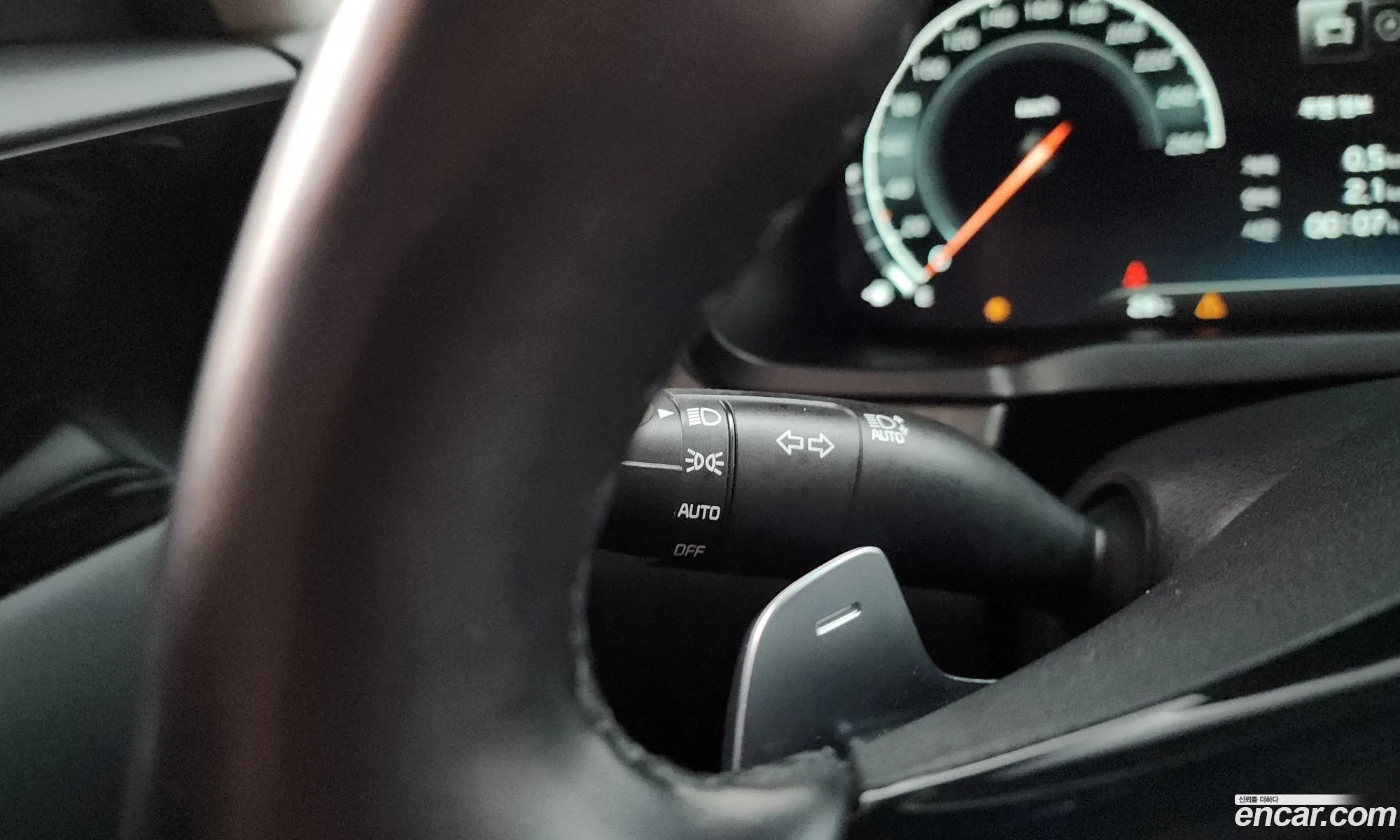Kia K7 Premier 2019 KNALC41BBLA206134 — 30