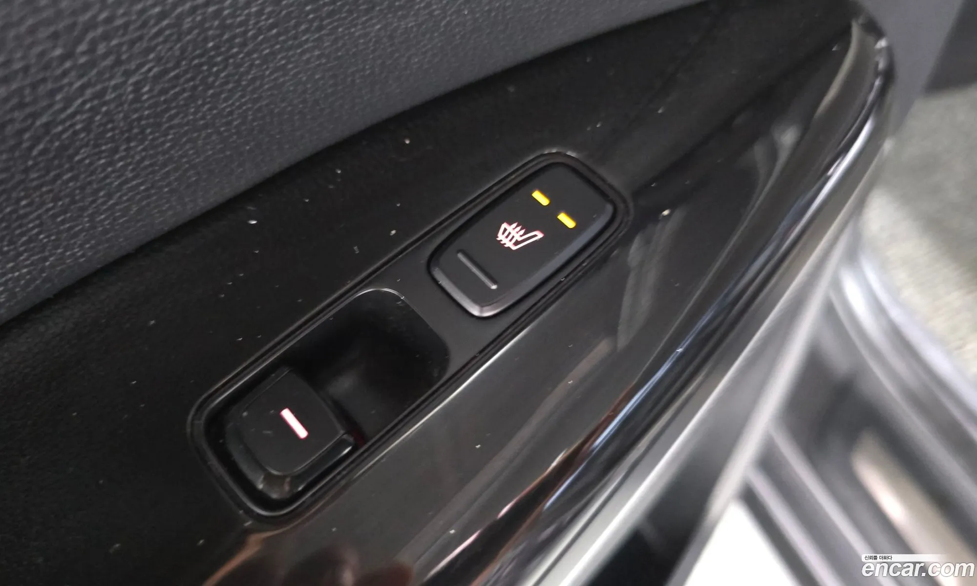 Kia K7 2018 KNALC418BJA145507 — 11