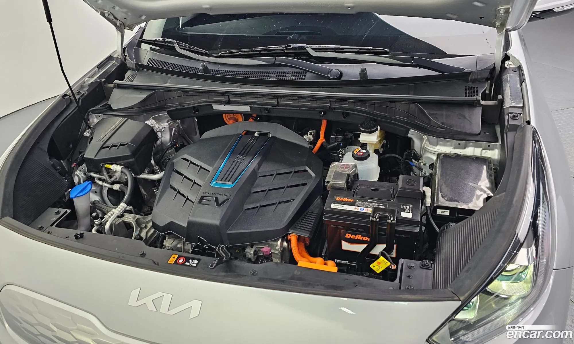 Kia Niro Plus 2022 — 23