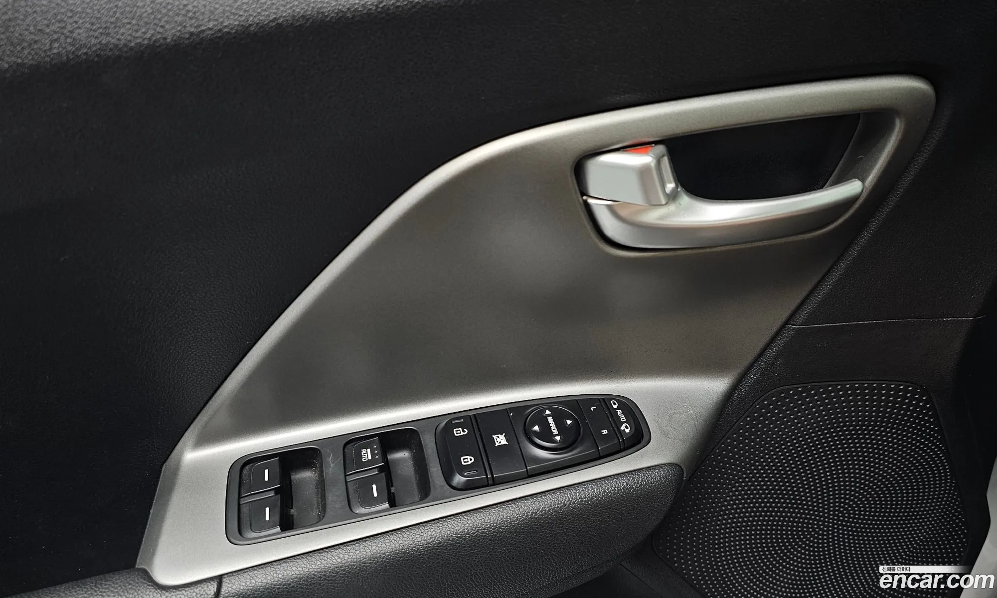 Kia Niro Plus 2022 — 28